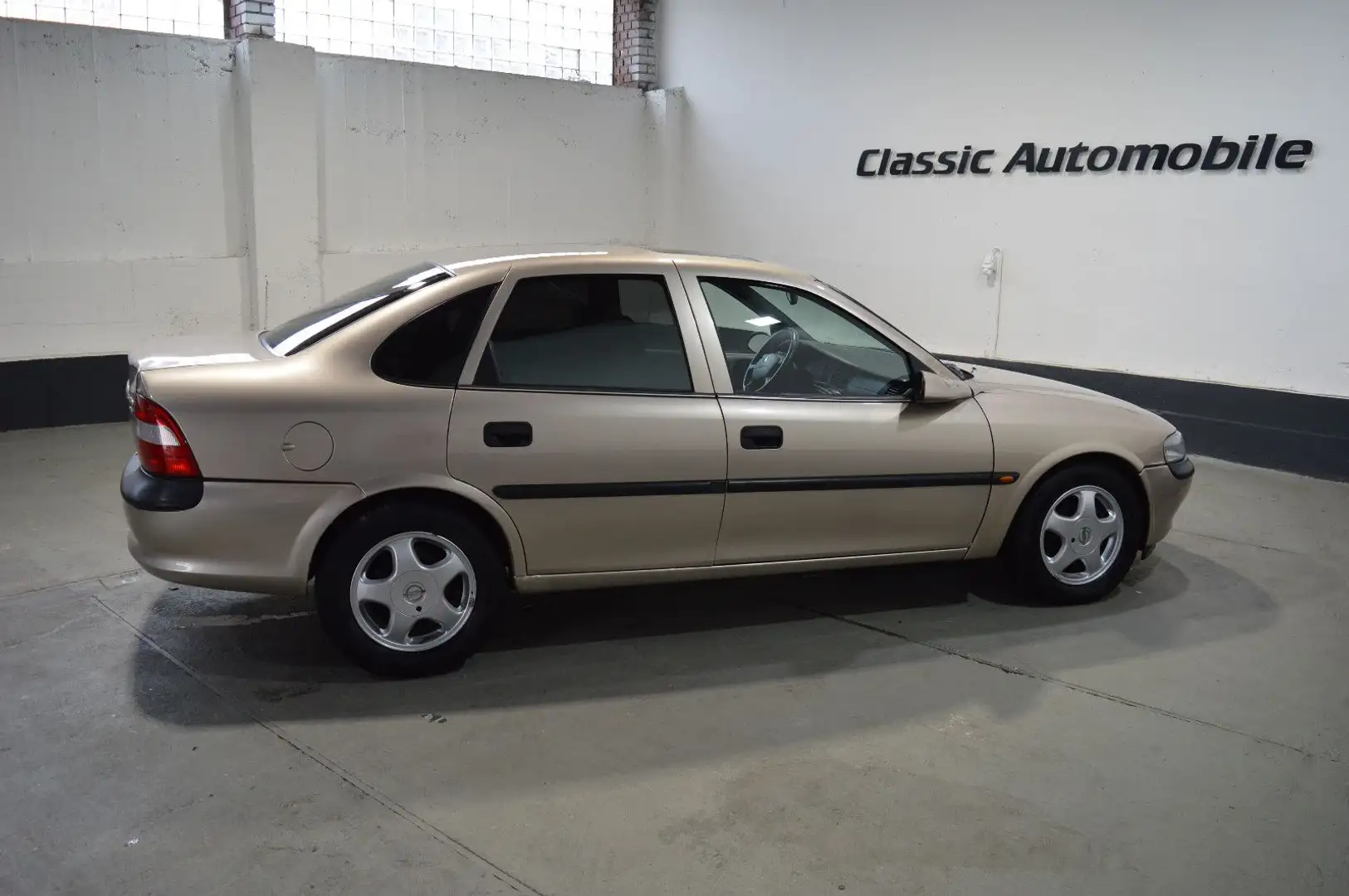 Opel Vectra B *Automatik*Klimaanlage* Grau - 2