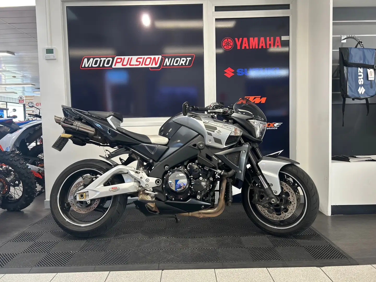 Suzuki B King Silber - 2