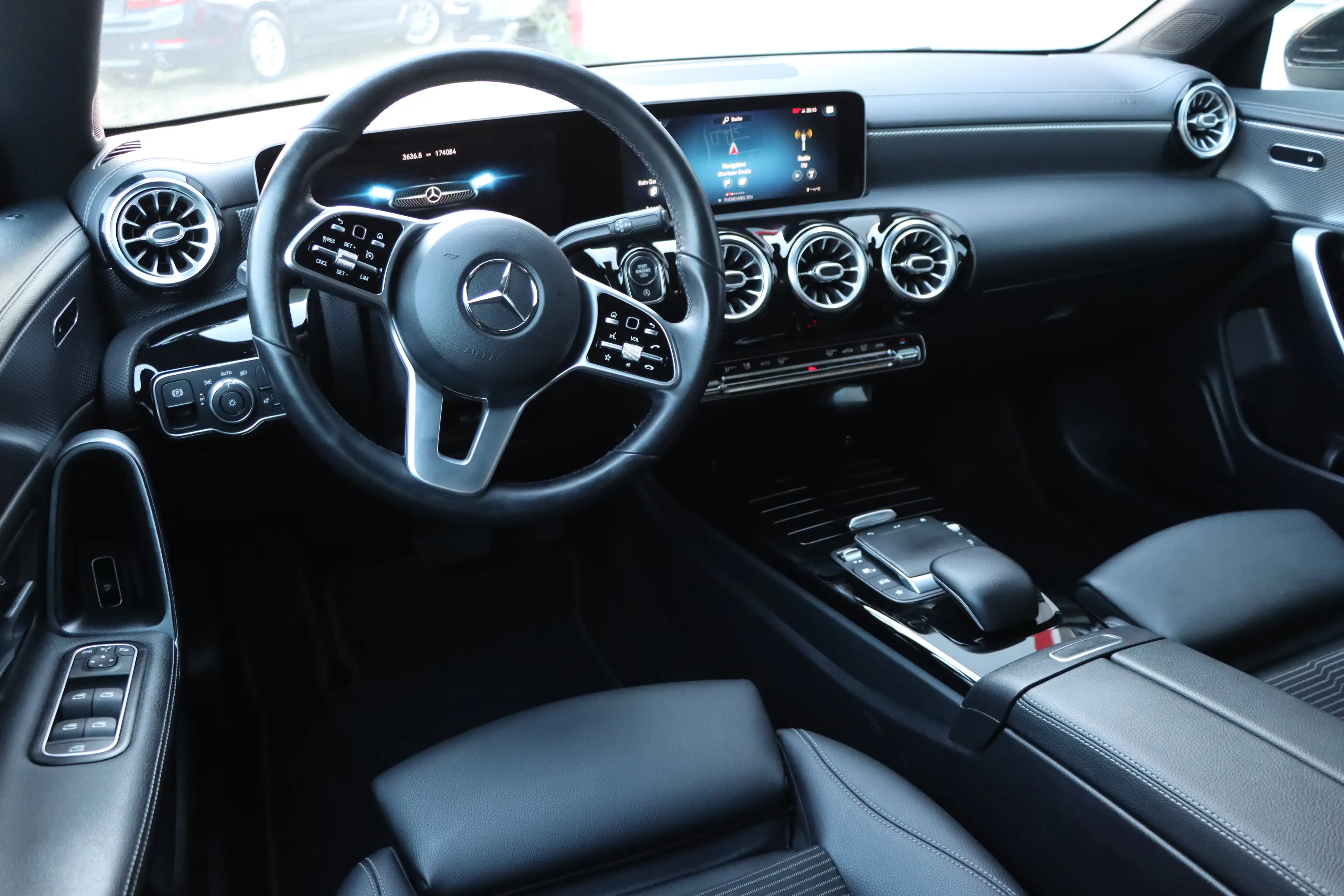 Mercedes-Benz CLA 220 CLA 220 d|Keyless-Go|Navi|Multimediasystem MBUX| — photo 11
