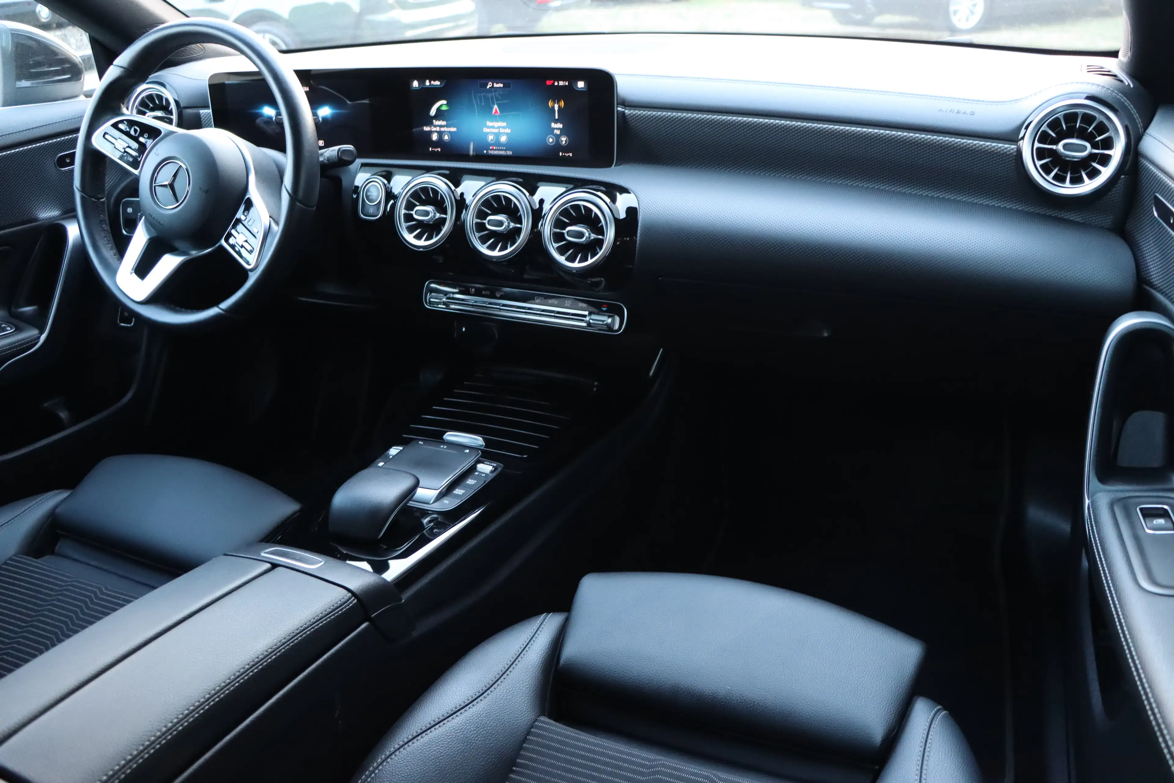 Mercedes-Benz CLA 220 CLA 220 d|Keyless-Go|Navi|Multimediasystem MBUX| — photo 13