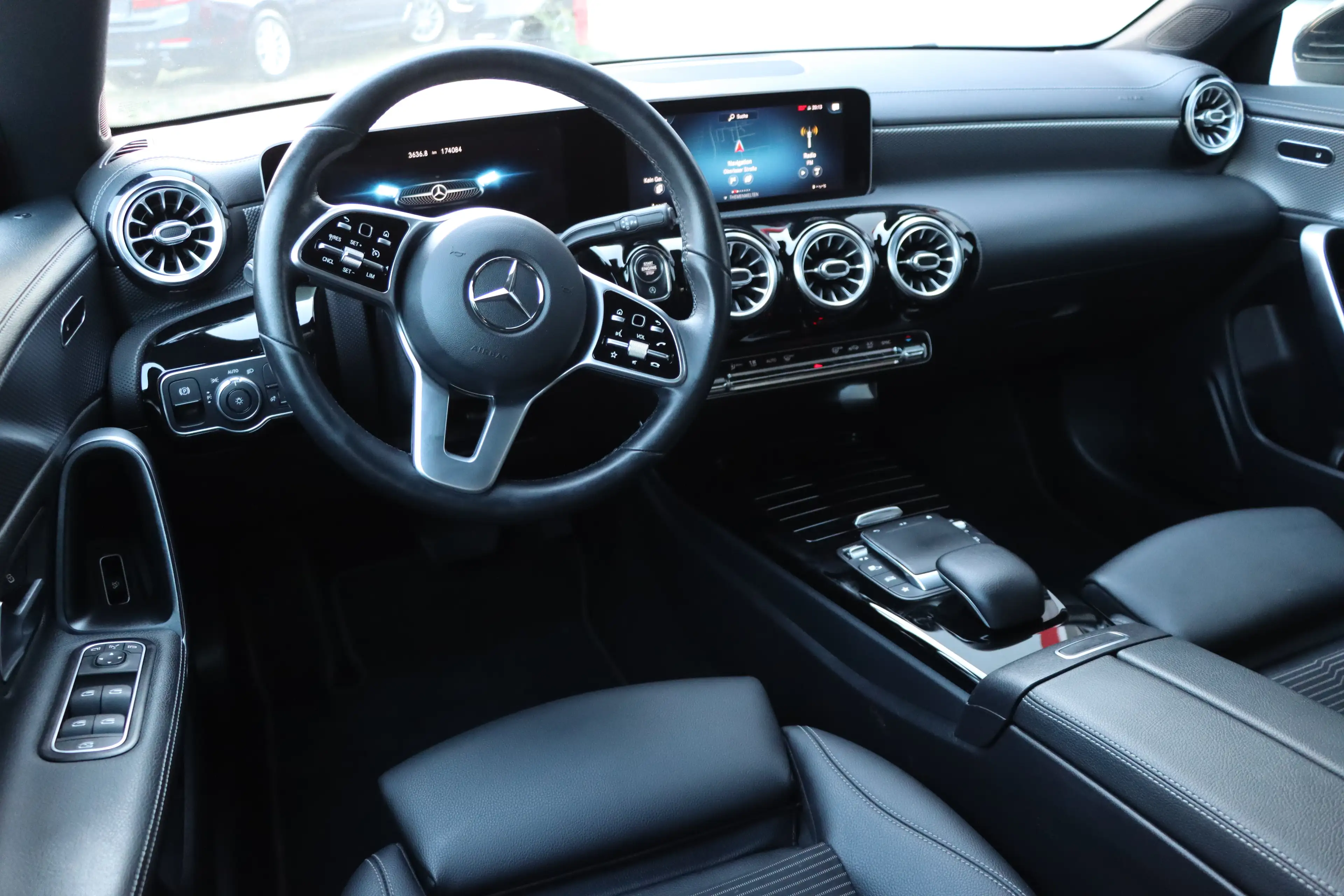 Mercedes-Benz CLA 220 CLA 220 d|Keyless-Go|Navi|Multimediasystem MBUX| — photo 12