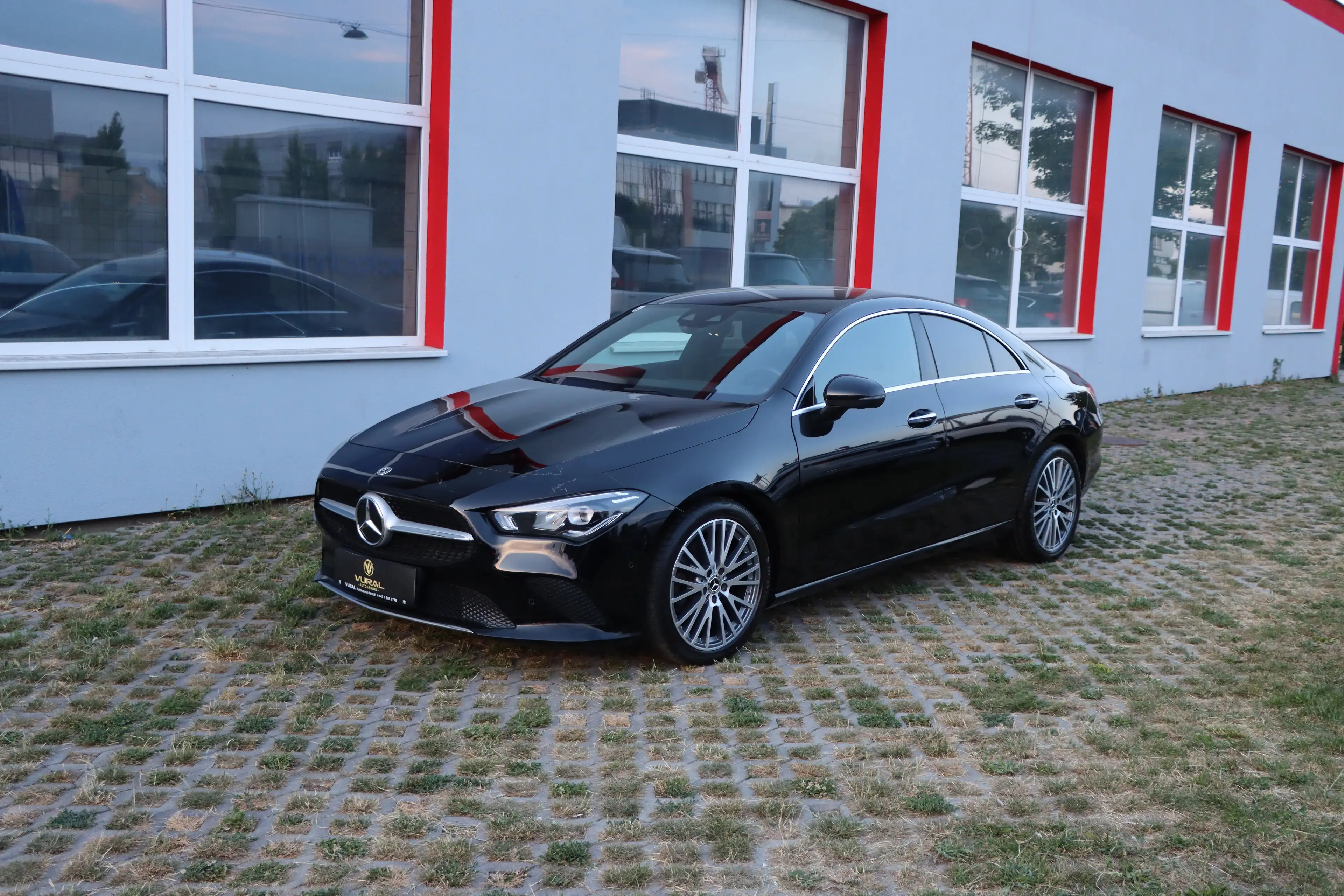 Mercedes-Benz CLA 220 CLA 220 d|Keyless-Go|Navi|Multimediasystem MBUX| — photo 2