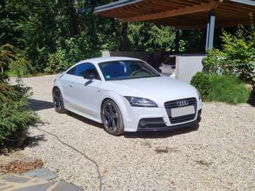 TT Coupé 1.8 TFSI S line