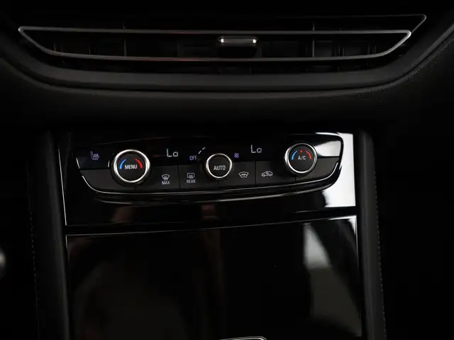 Opel Grandland view 13