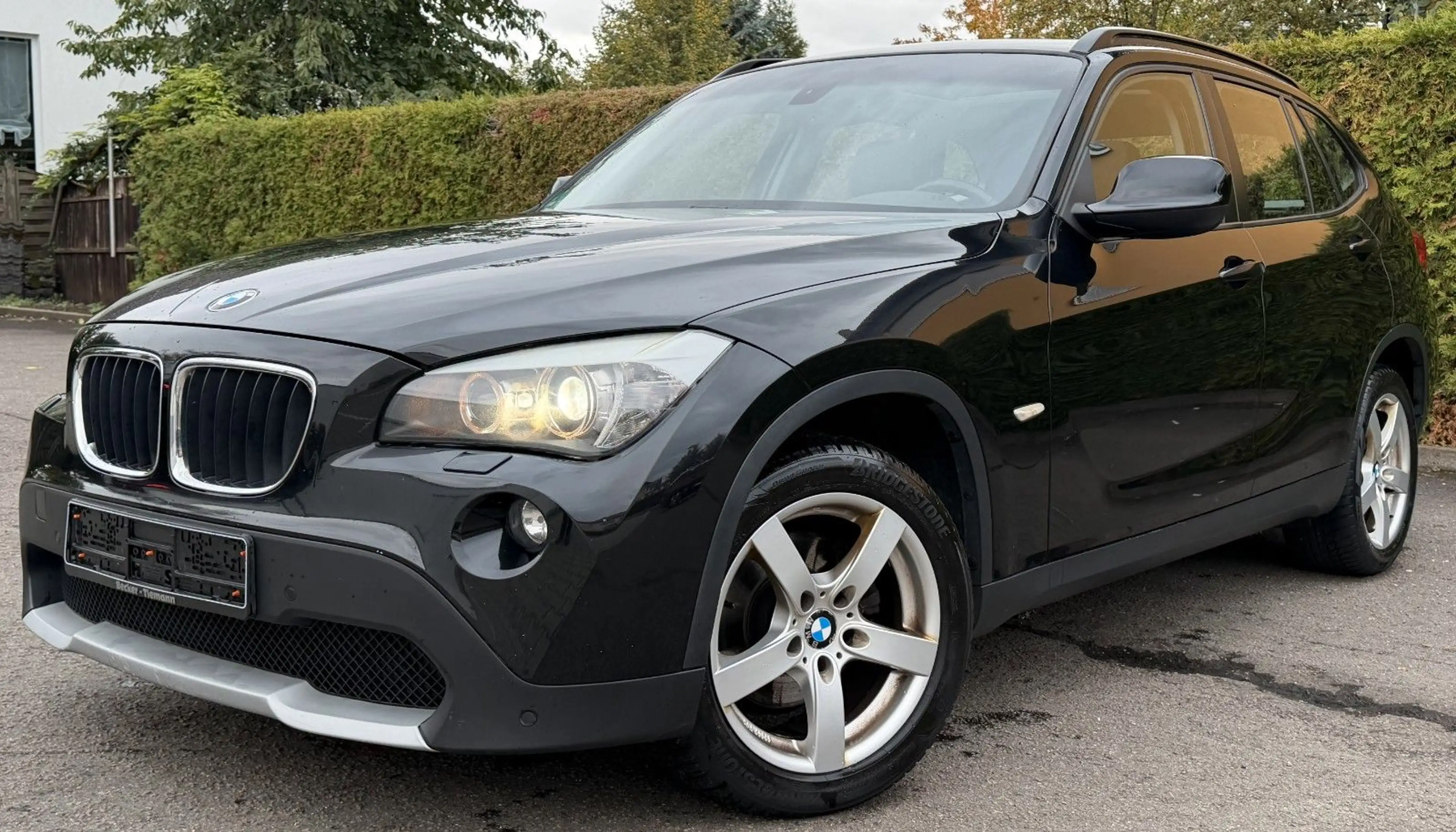 BMW X1 xDrive20d XENON PDC NAVI PANO SPORT 2 HAND — photo 2