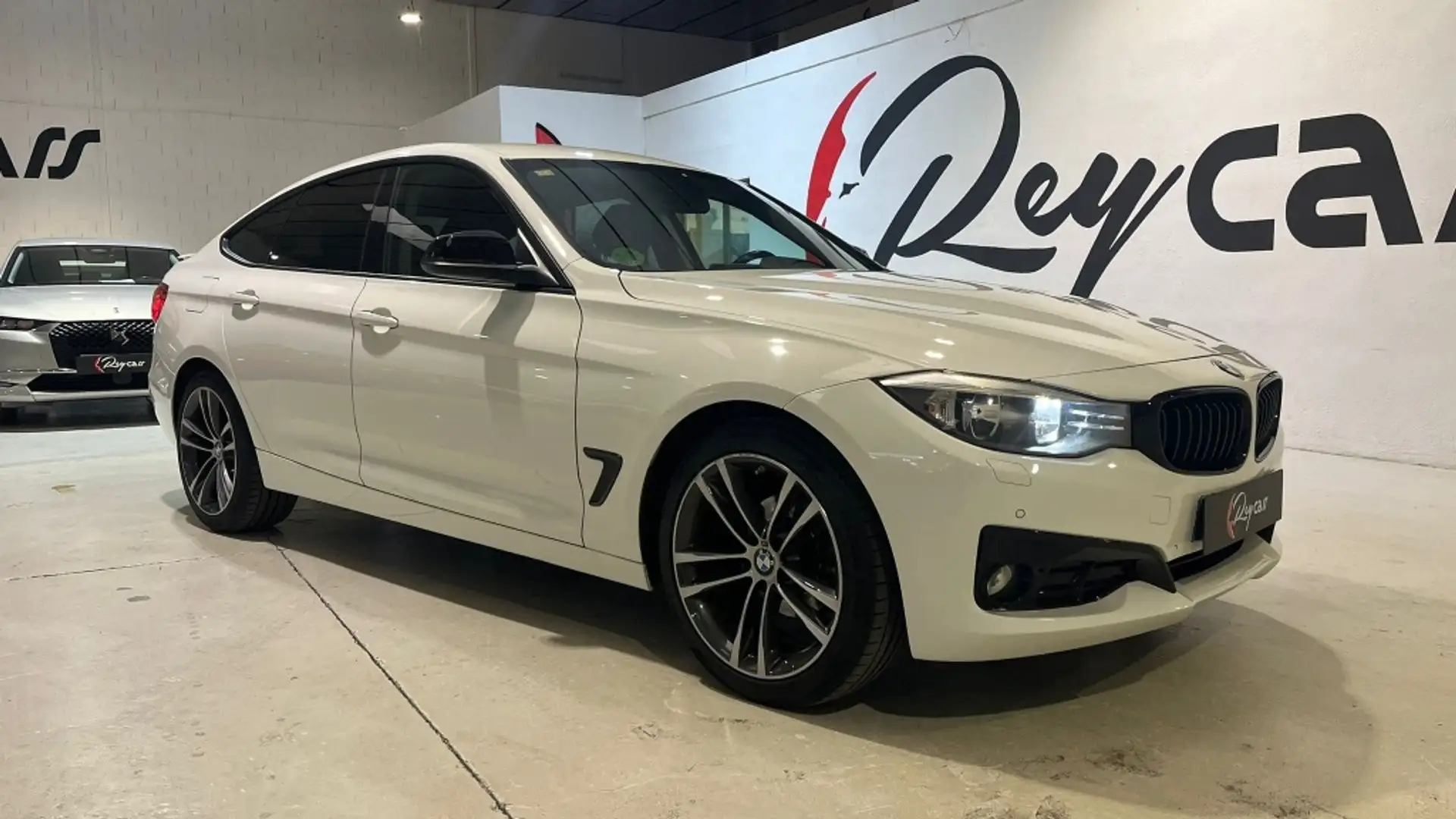BMW 318 318d Gran Turismo (4.75) Blanco - 2