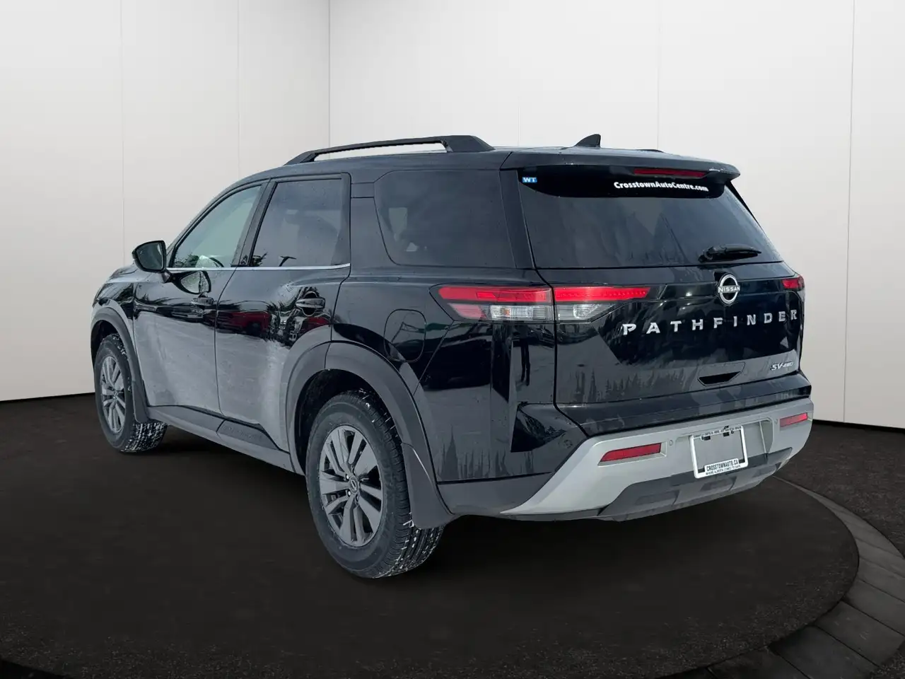 Nissan Pathfinder снимка Nissan Pathfinder