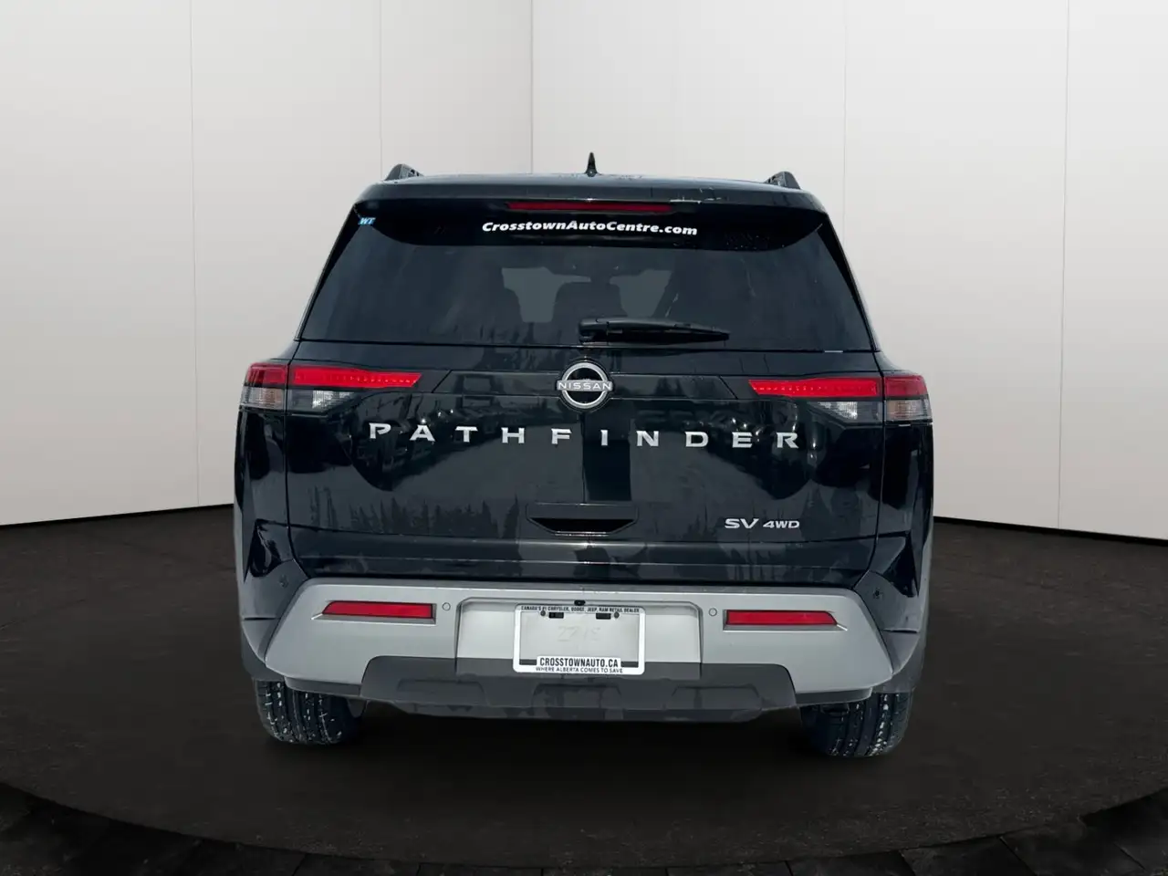 Nissan Pathfinder снимка Nissan Pathfinder