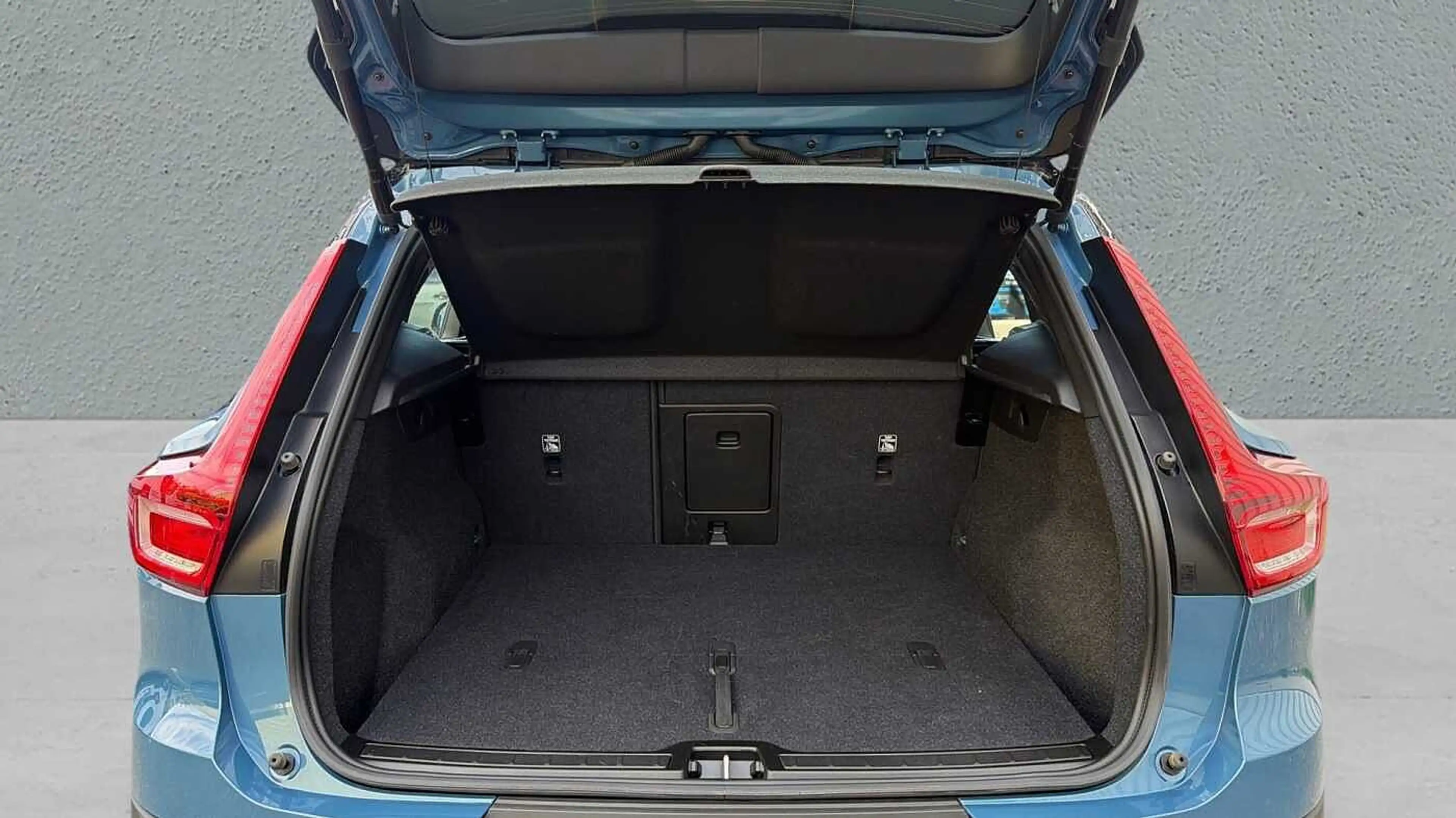 Volvo EX40 Ultra, Single Motor Extended Range, Elektrisch (BE — photo 14