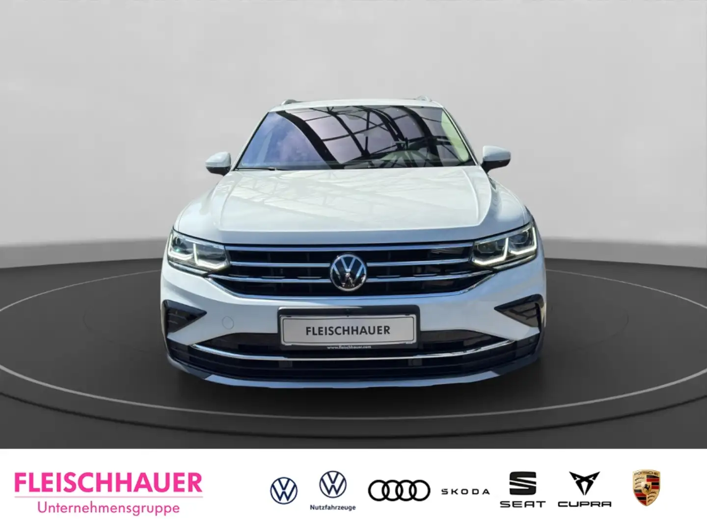 Volkswagen Tiguan Elegance 4Motion 2.0 TDI DSG AHK Pano Navi Weiß - 2