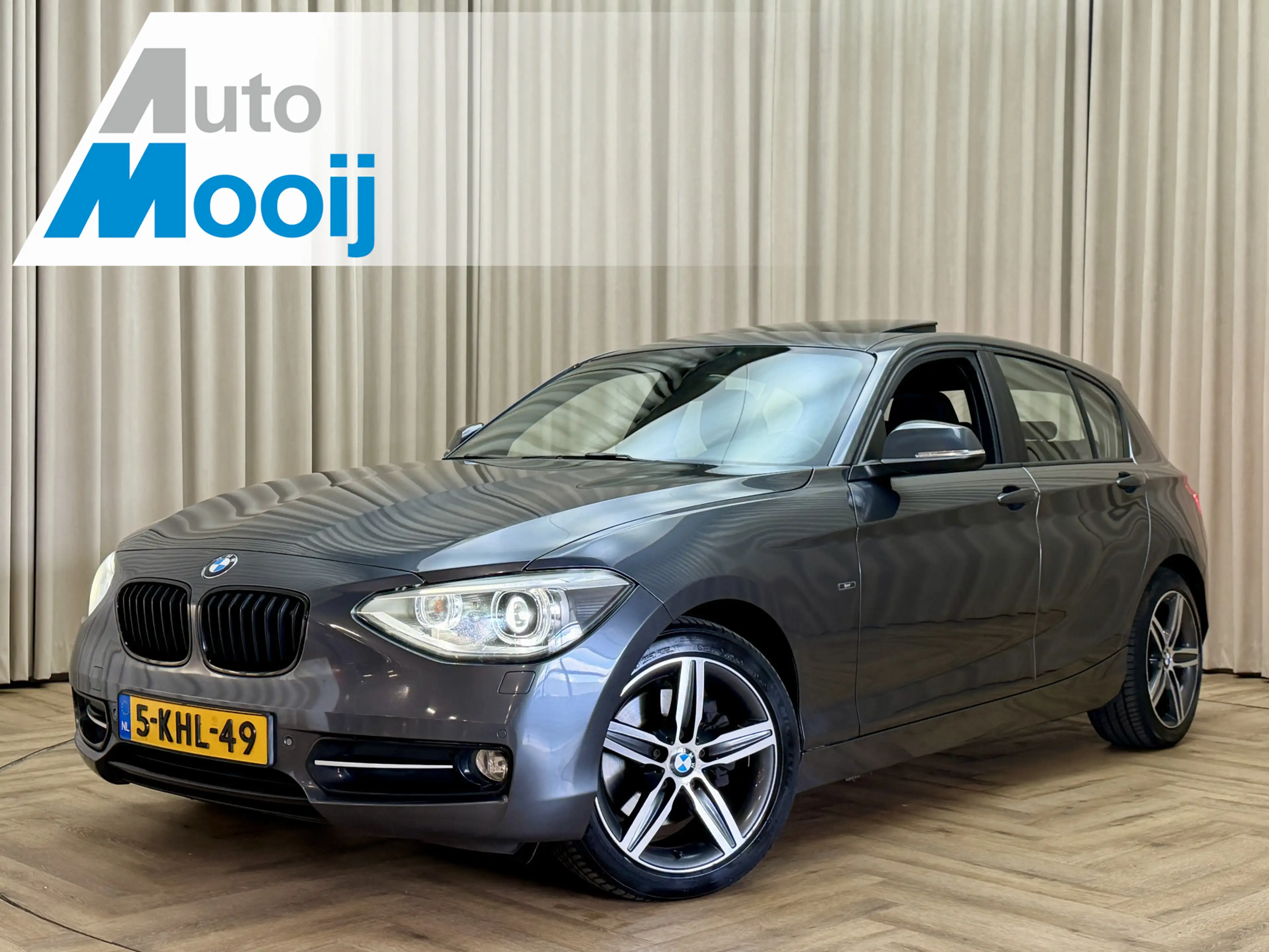 BMW 125 1-serie 125i *Sportline* Leder / Schuif/Kanteldak