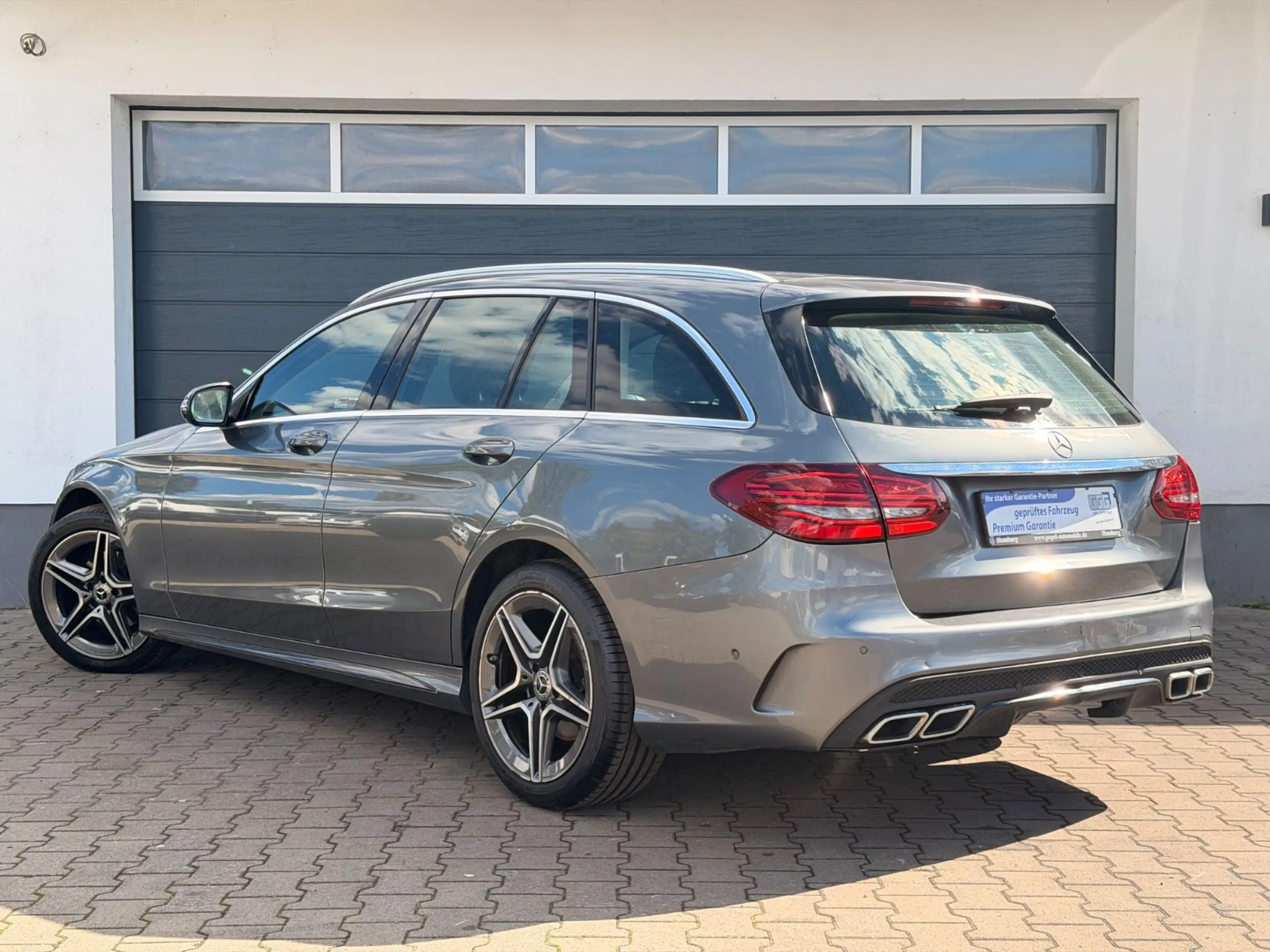 Mercedes-Benz C 200 d T AMG Line LED Kamera Keyless Go — photo 3