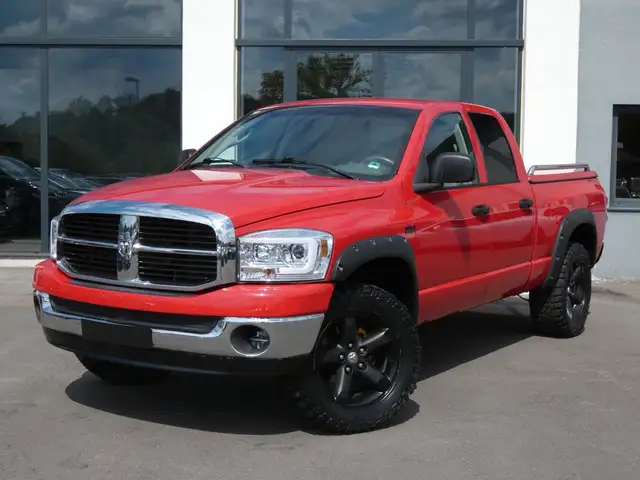 Dodge RAM 5.7 V8 Hemi *4x4*Klima*6 Sitzer*