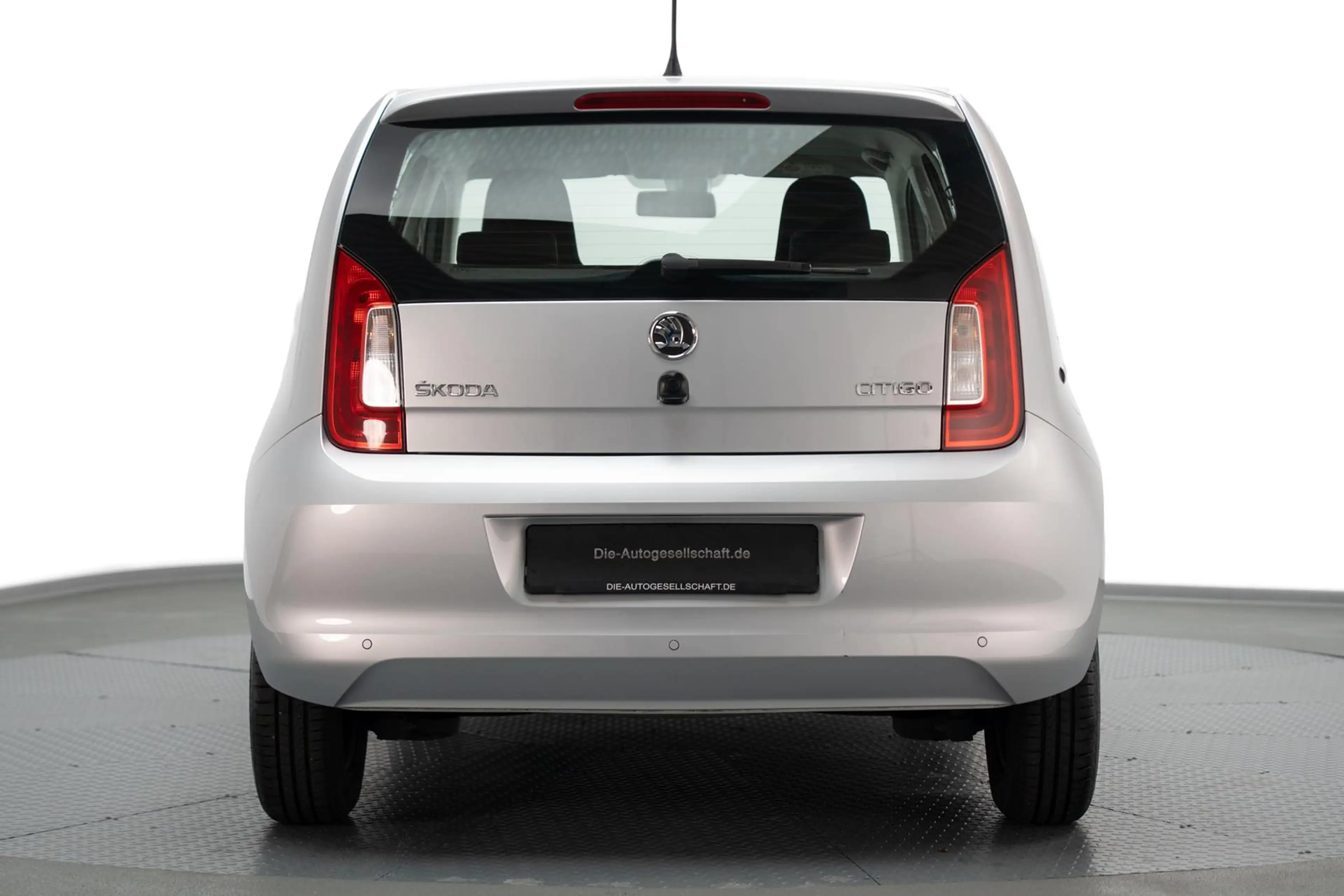 Skoda Citigo Ambition 1.0 MPI*NAVI*KLIMA*PDC* — photo 5