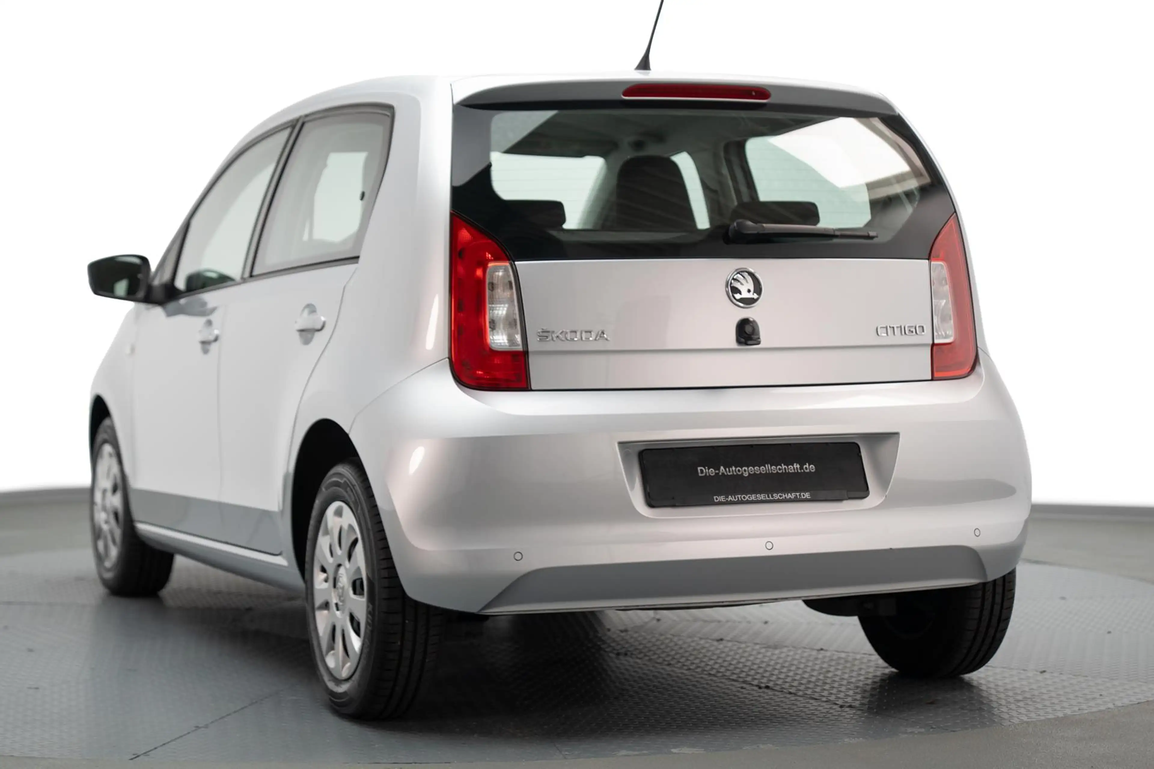 Skoda Citigo Ambition 1.0 MPI*NAVI*KLIMA*PDC* — photo 6