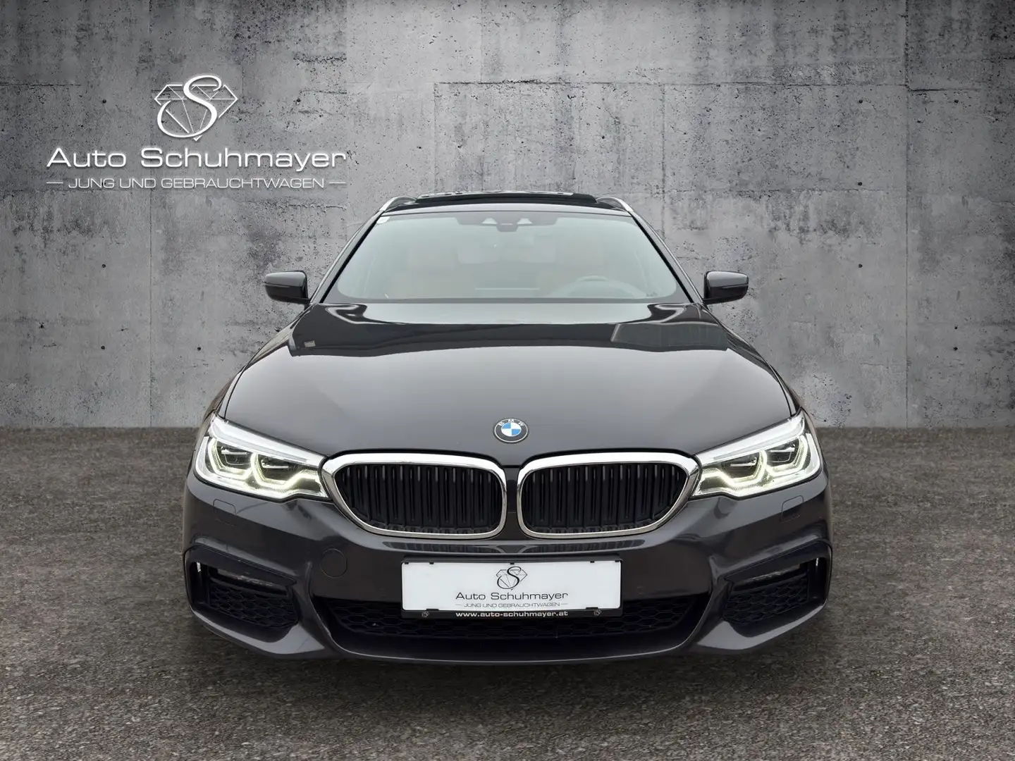 BMW 520 d xDrive Touring M-Sport Aut. //RFK,Pano,Sitzlüft Grau - 2