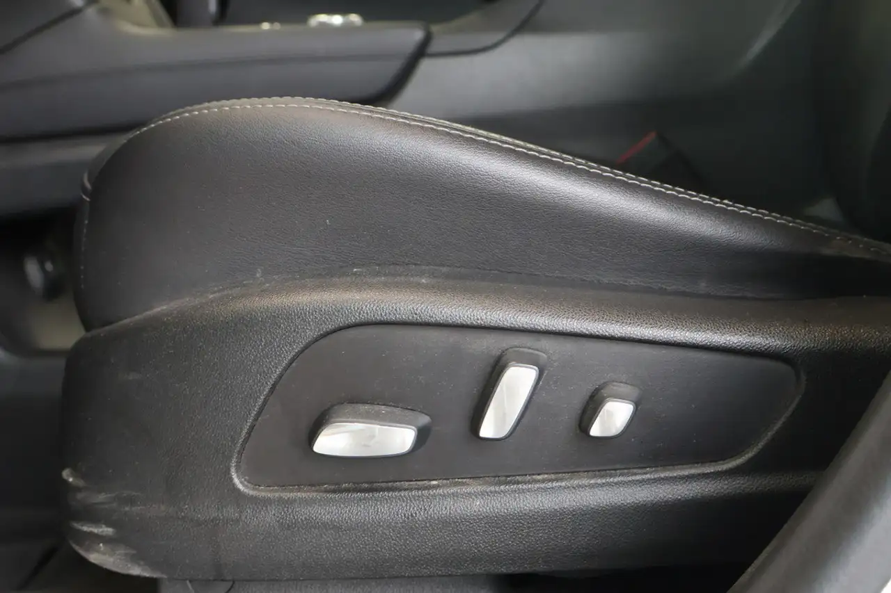 Cadillac XT5 снимка Cadillac XT5