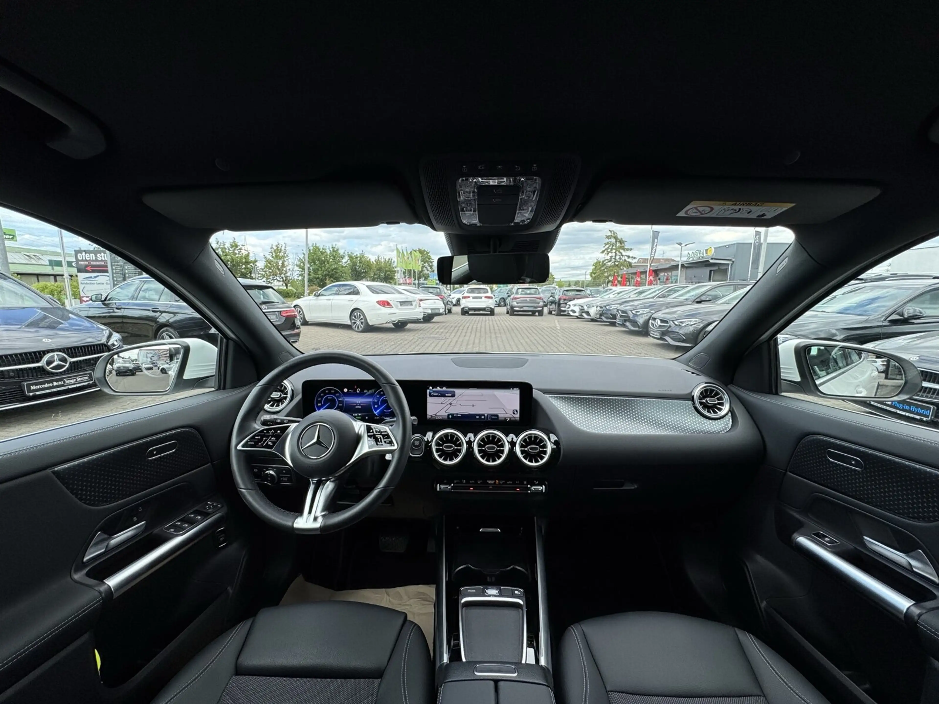 Mercedes-Benz EQA 250 EQA 250+ PROGR. NAVI+AHK+DISTR+LED+KAMERA+EASY-P — photo 12