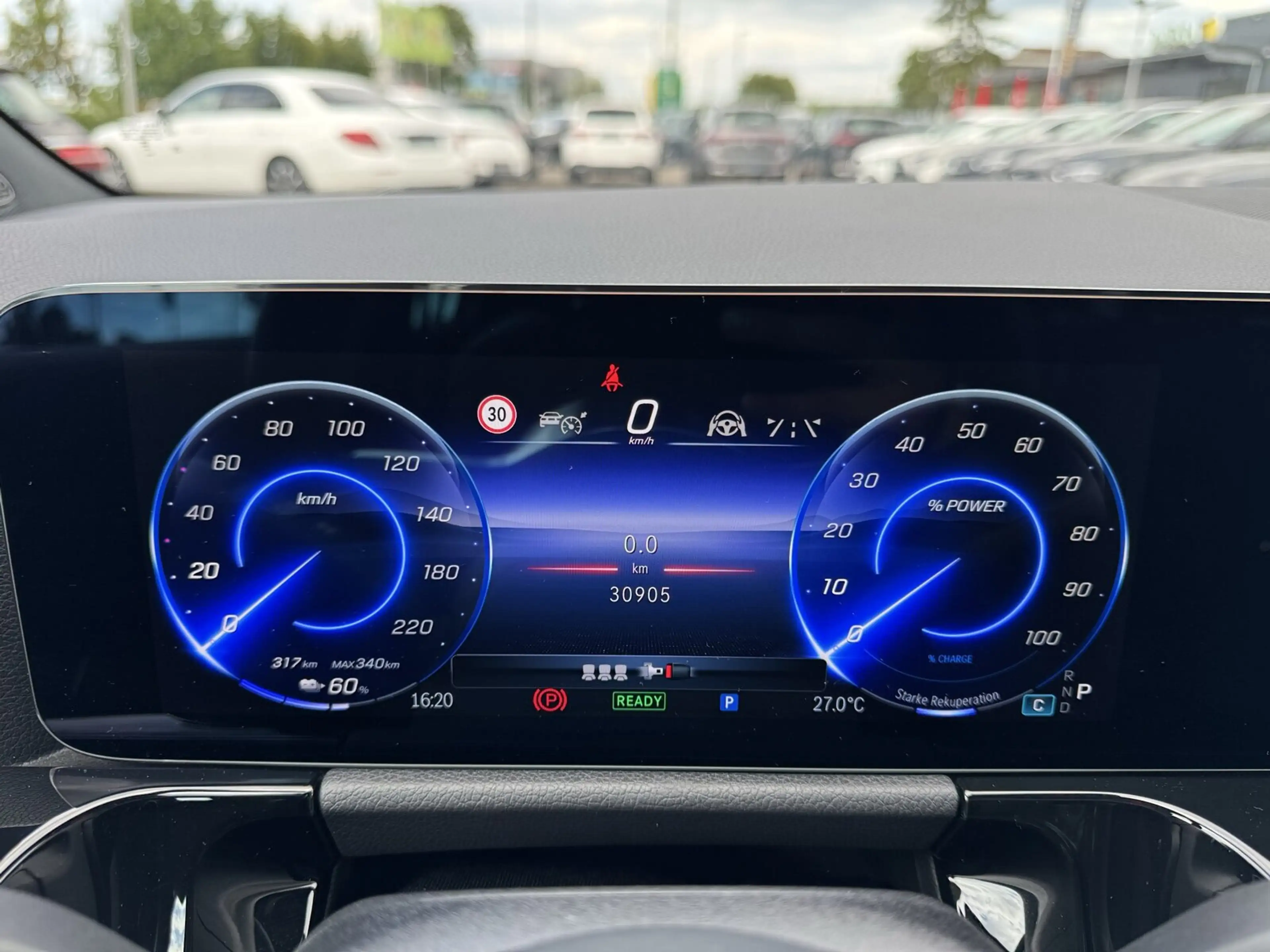 Mercedes-Benz EQA 250 EQA 250+ PROGR. NAVI+AHK+DISTR+LED+KAMERA+EASY-P — photo 14