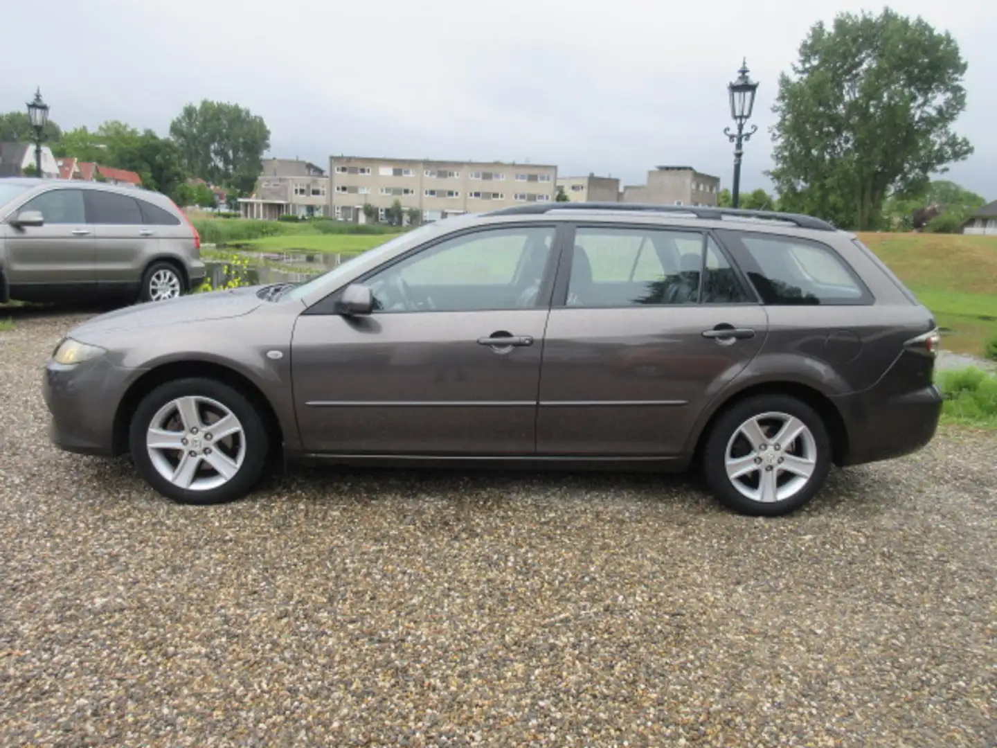 Mazda 6 Sportbreak 1.8i Business Edition - Airco - Leer in Gris - 2