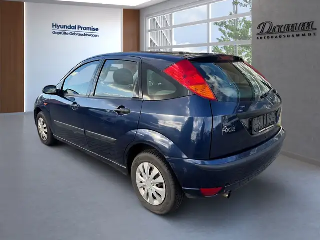 Ford Focus view 4