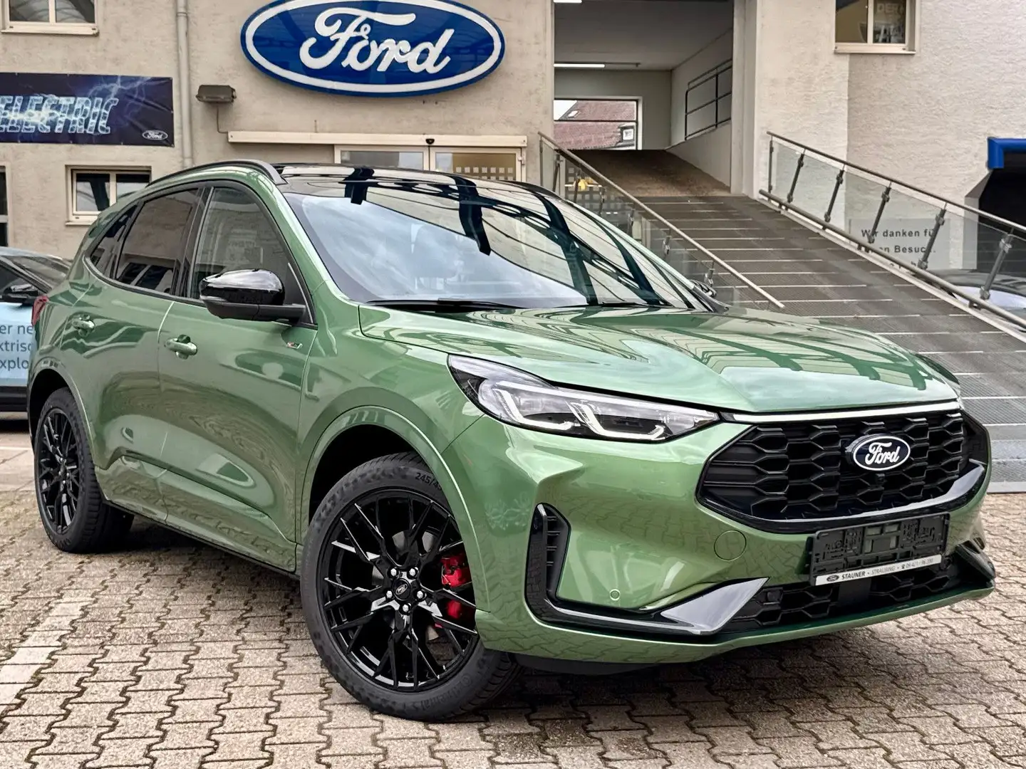 Ford Kuga ST-Line X PHEV 2.5 Auto/PANO/AHK/SHZ/ACC/LH Grün - 2