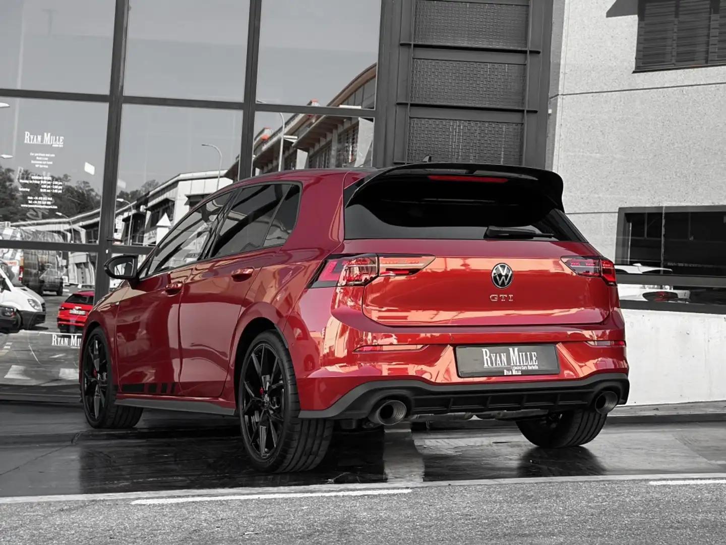 Volkswagen Golf GTI 2.0 TSI Clubsport DSG 221kW Rojo - 2