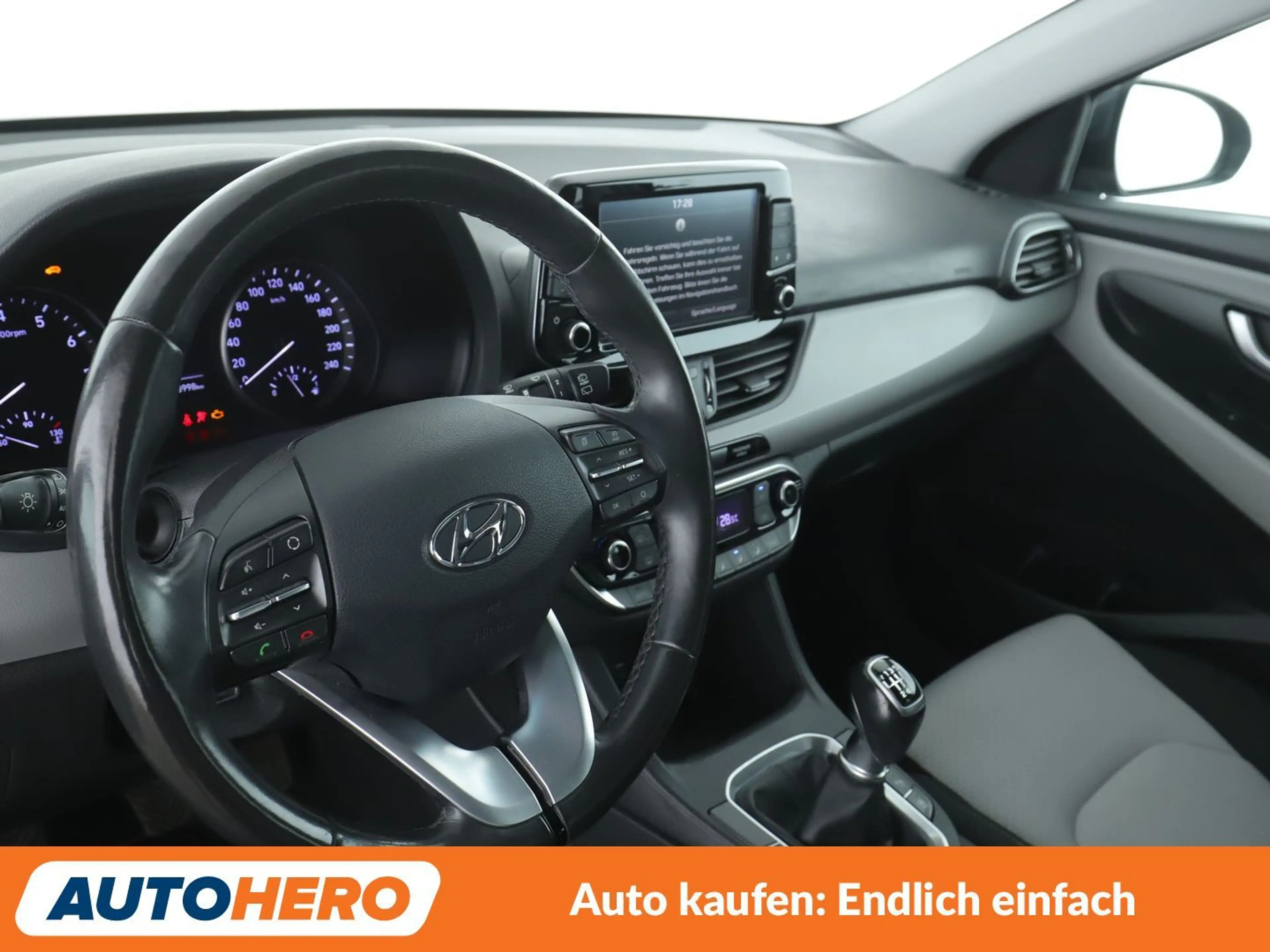 Hyundai i30 1.0 TGDI Trend — photo 11