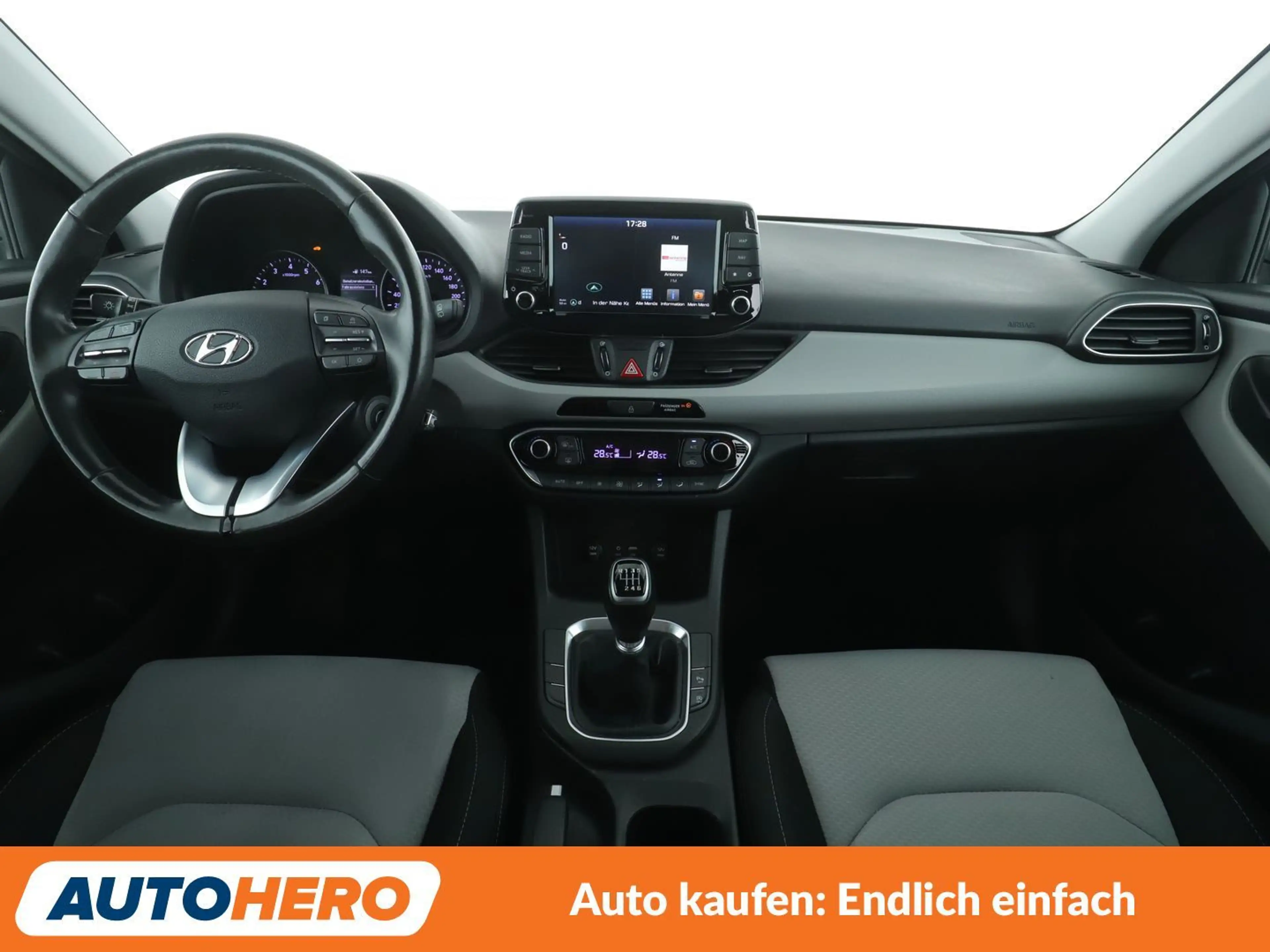 Hyundai i30 1.0 TGDI Trend — photo 12