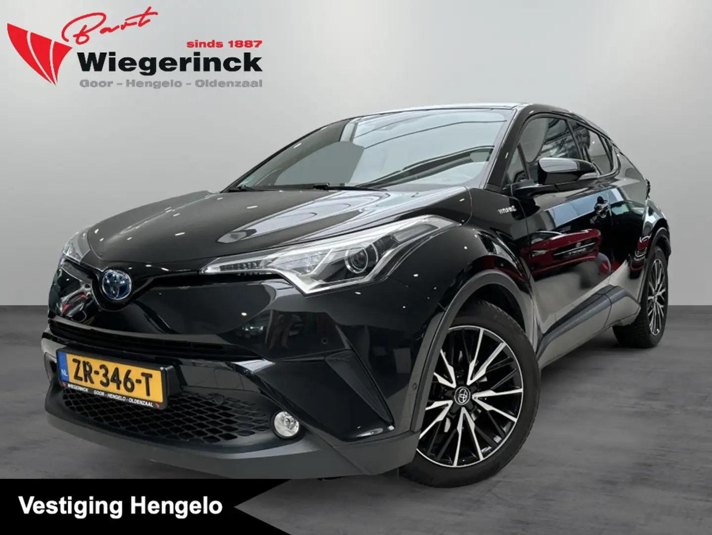 Toyota C-HR 1.8 Hybrid Executive [ TREKHAAK I LEER I DEALER ON Zwart - 1