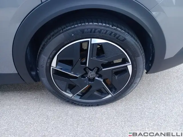Peugeot 408 view 15