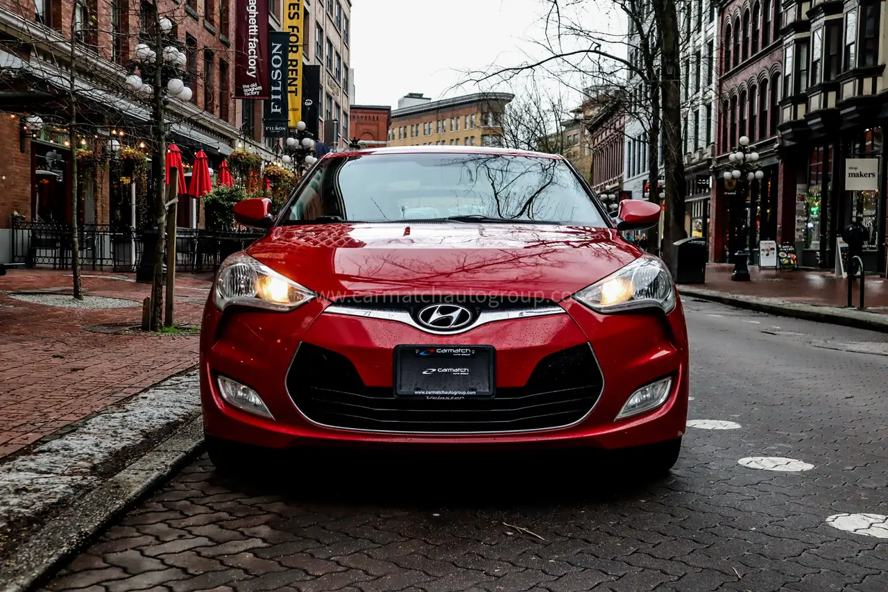 Hyundai VELOSTER снимка Hyundai VELOSTER