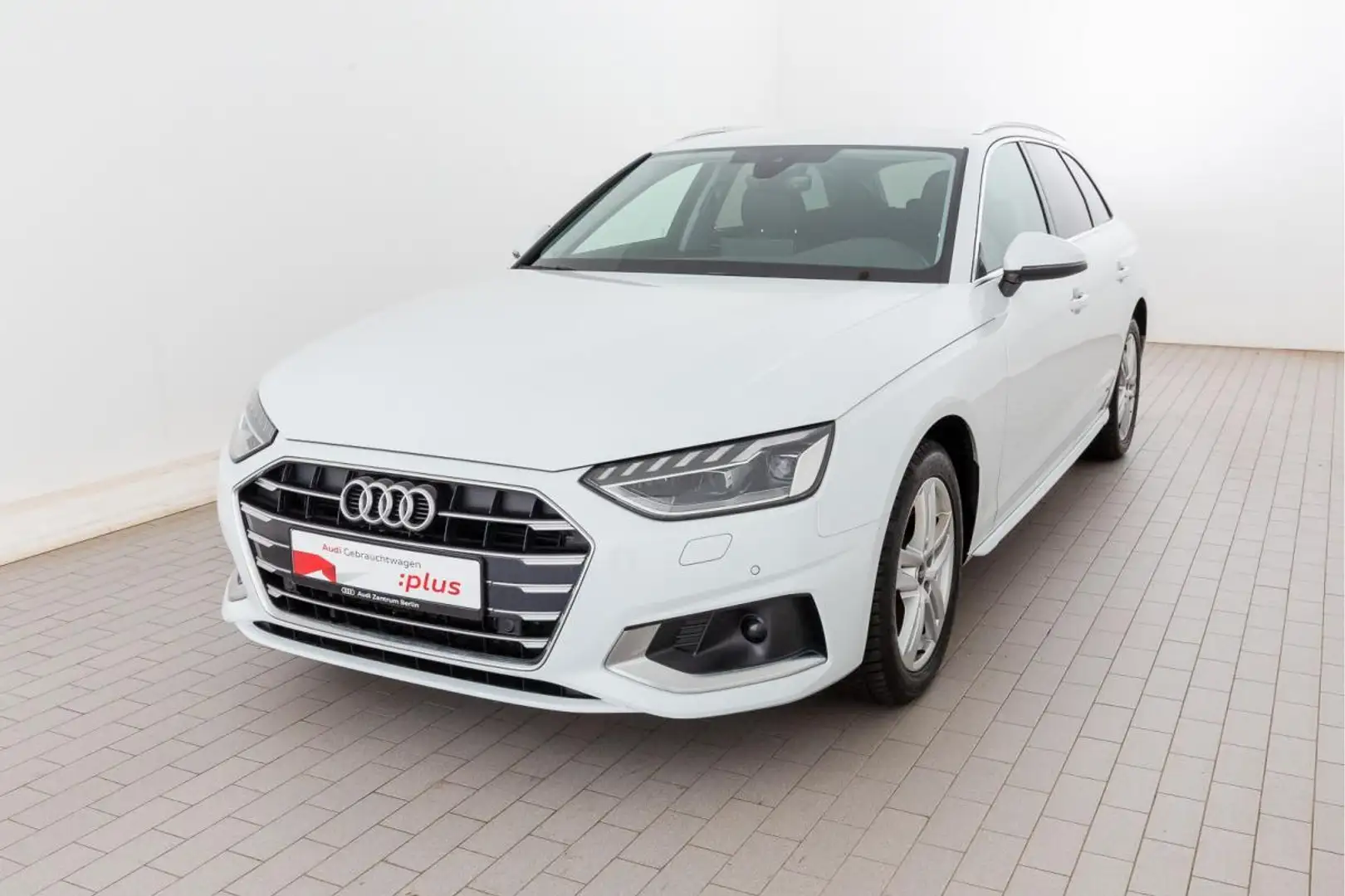 Audi A4 Avant Advanced 35 TDI S tr. PDC RFK LED NAVI Weiß - 2