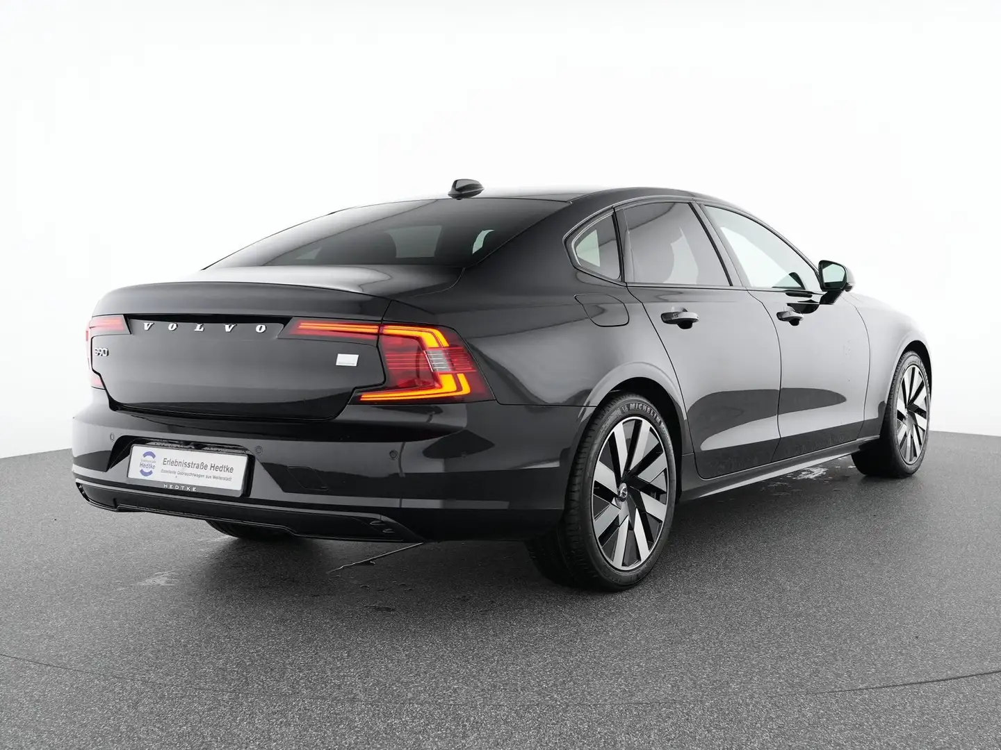 Volvo S90 T8 Recharge AWD Ultimate Dark 19"+360°-KAMER Zwart - 2