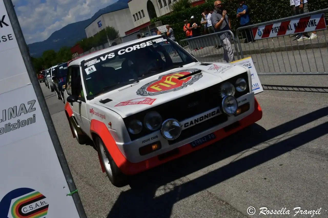 Fiat 131 2000 8v Volumetrico, foto 2