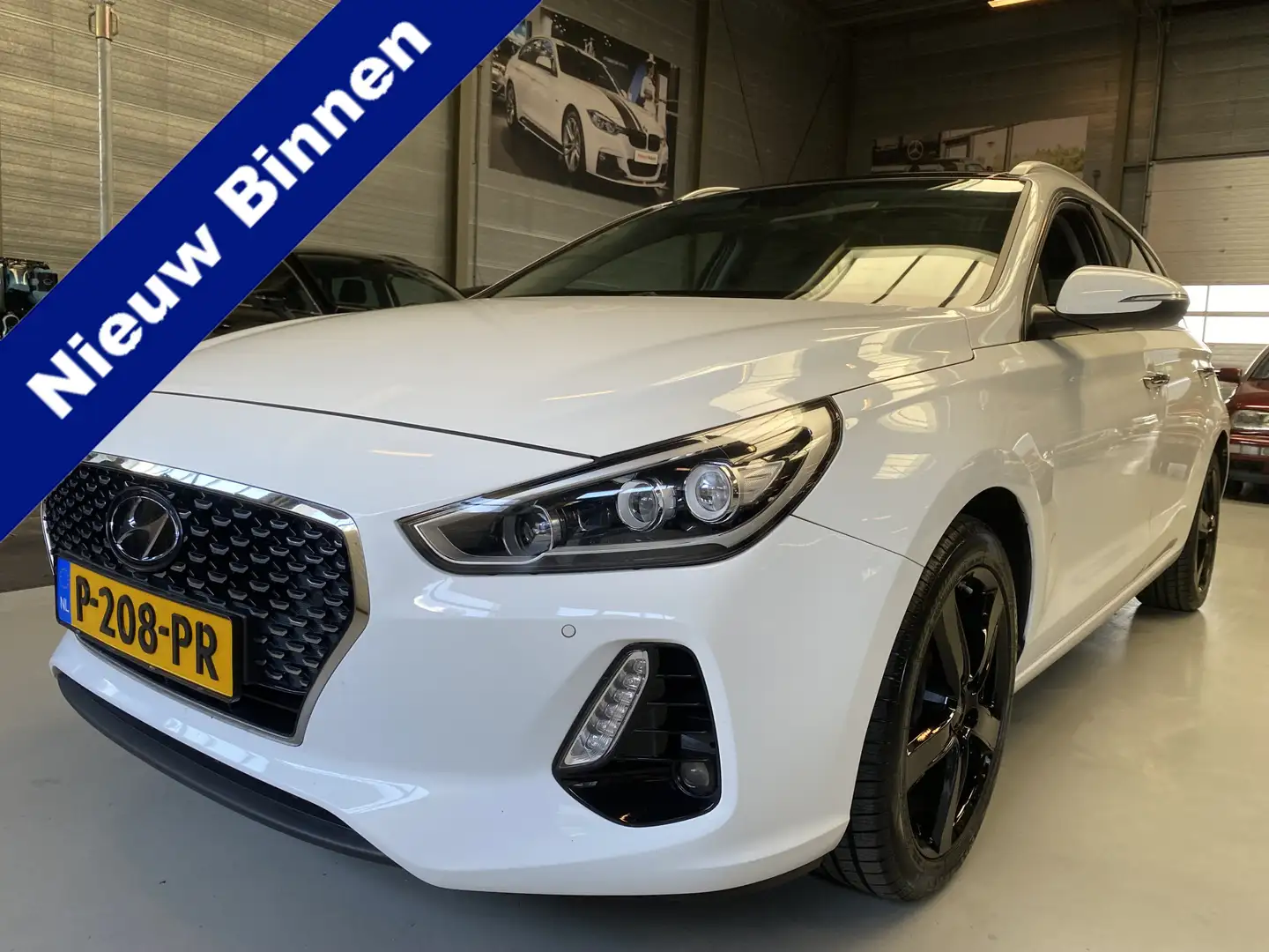Hyundai i30 Wagon 1.4 T-GDI Comfort Adaptive Cruise, Panorama, Blanc - 1