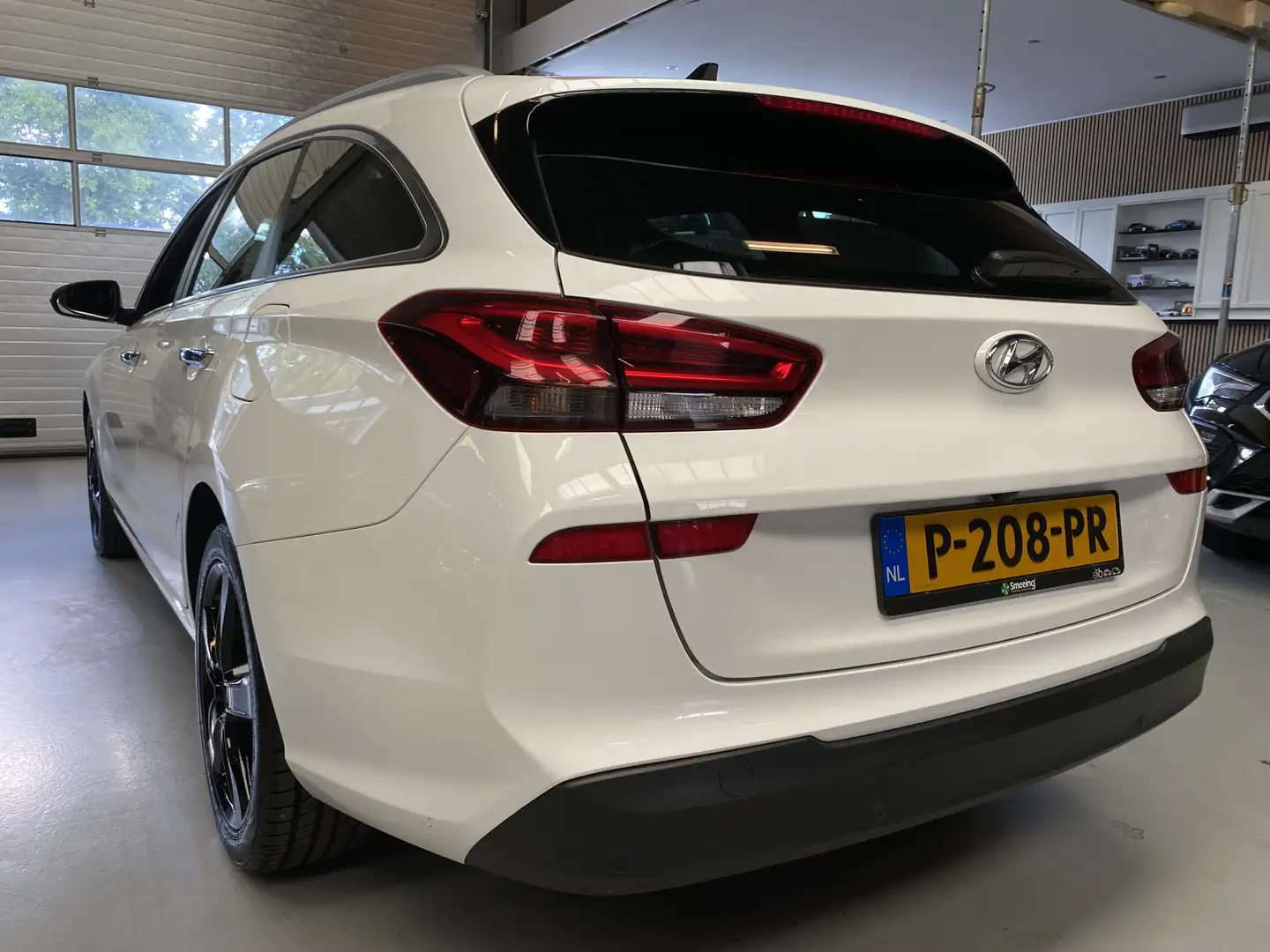 Hyundai i30 Wagon 1.4 T-GDI Comfort Adaptive Cruise, Panorama, Blanc - 2