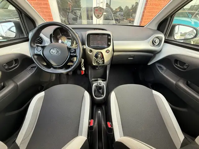 Toyota Aygo view 21