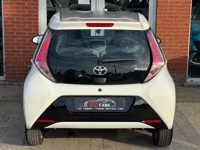 Toyota Aygo view 13