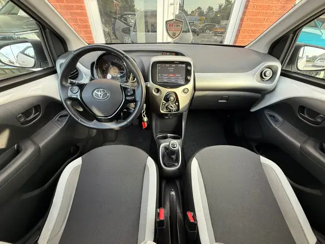 Toyota Aygo view 22