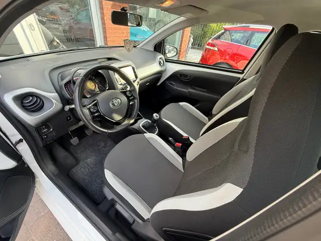 Toyota Aygo view 19
