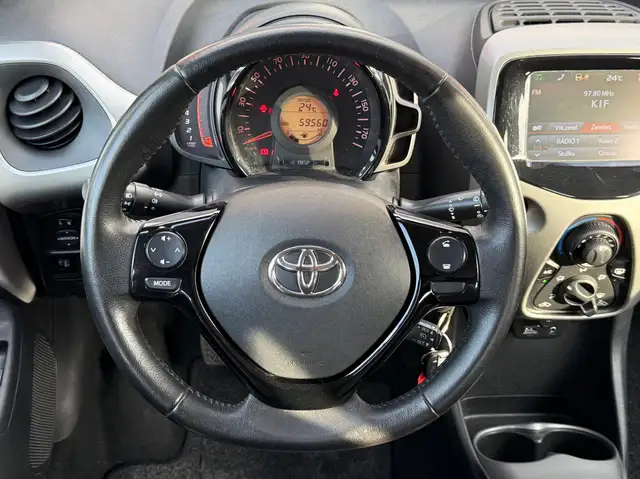 Toyota Aygo view 25