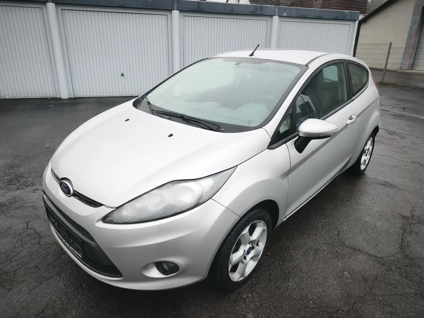 Ford Fiesta Frontscheibe beheizt/Alufelgen/Klima/Allwetterreif - 1
