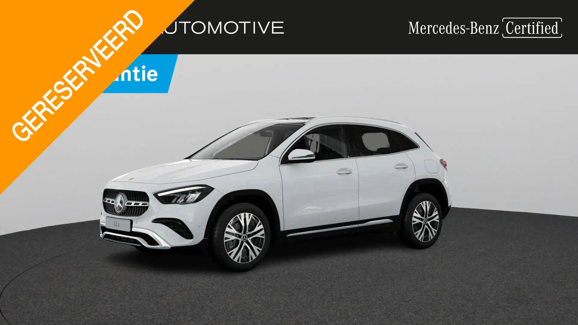Mercedes-Benz GLA 180 Luxury Line | Panoramisch dak | Widescreen | Blanc - 1