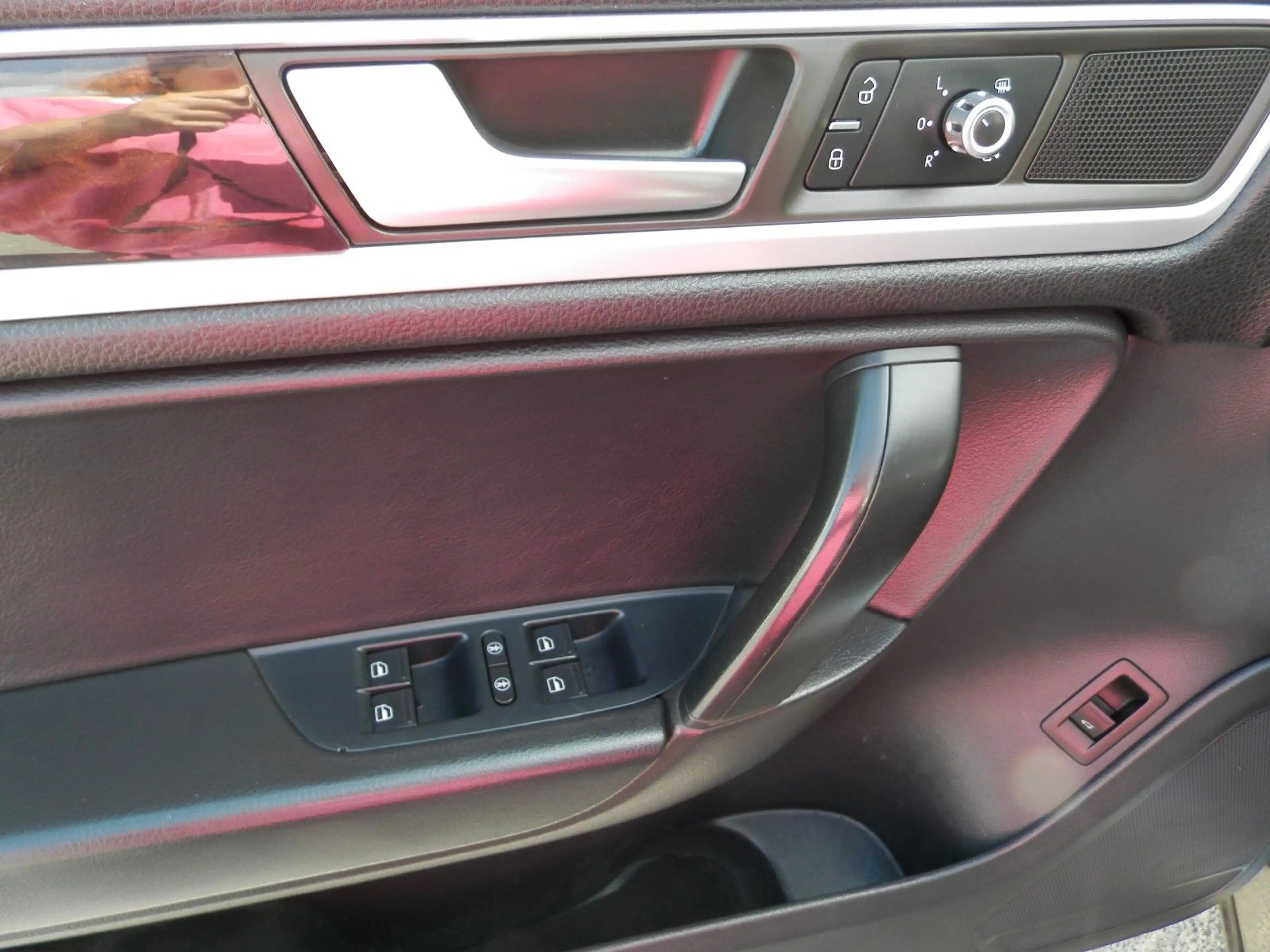 Volkswagen Touareg V6 TDI BMT"Bi-Xenon"Kamera"LED" — photo 10