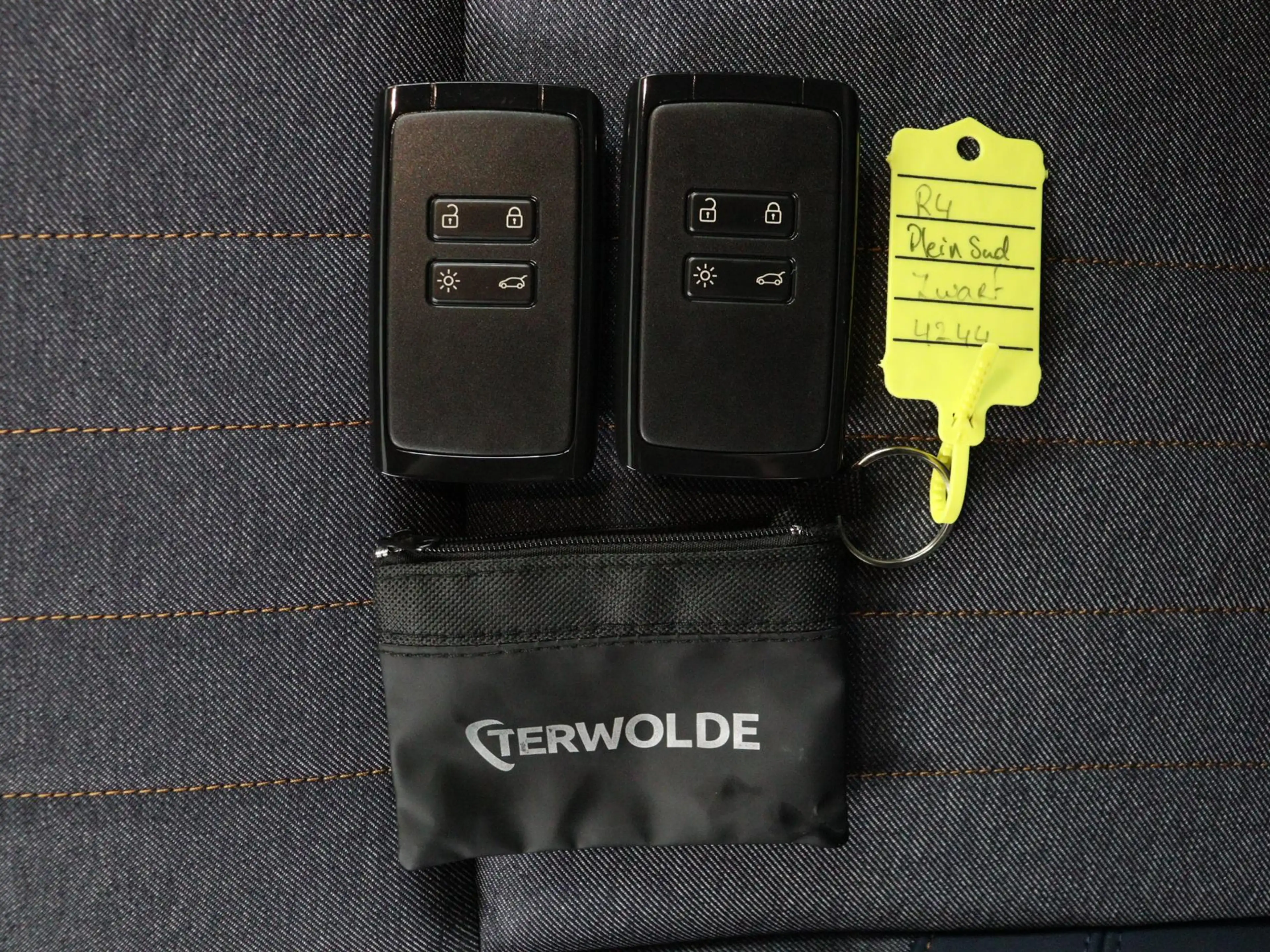 Renault R 4 techno “plein sud™” 150 pk comfort range | pack wi — photo 9