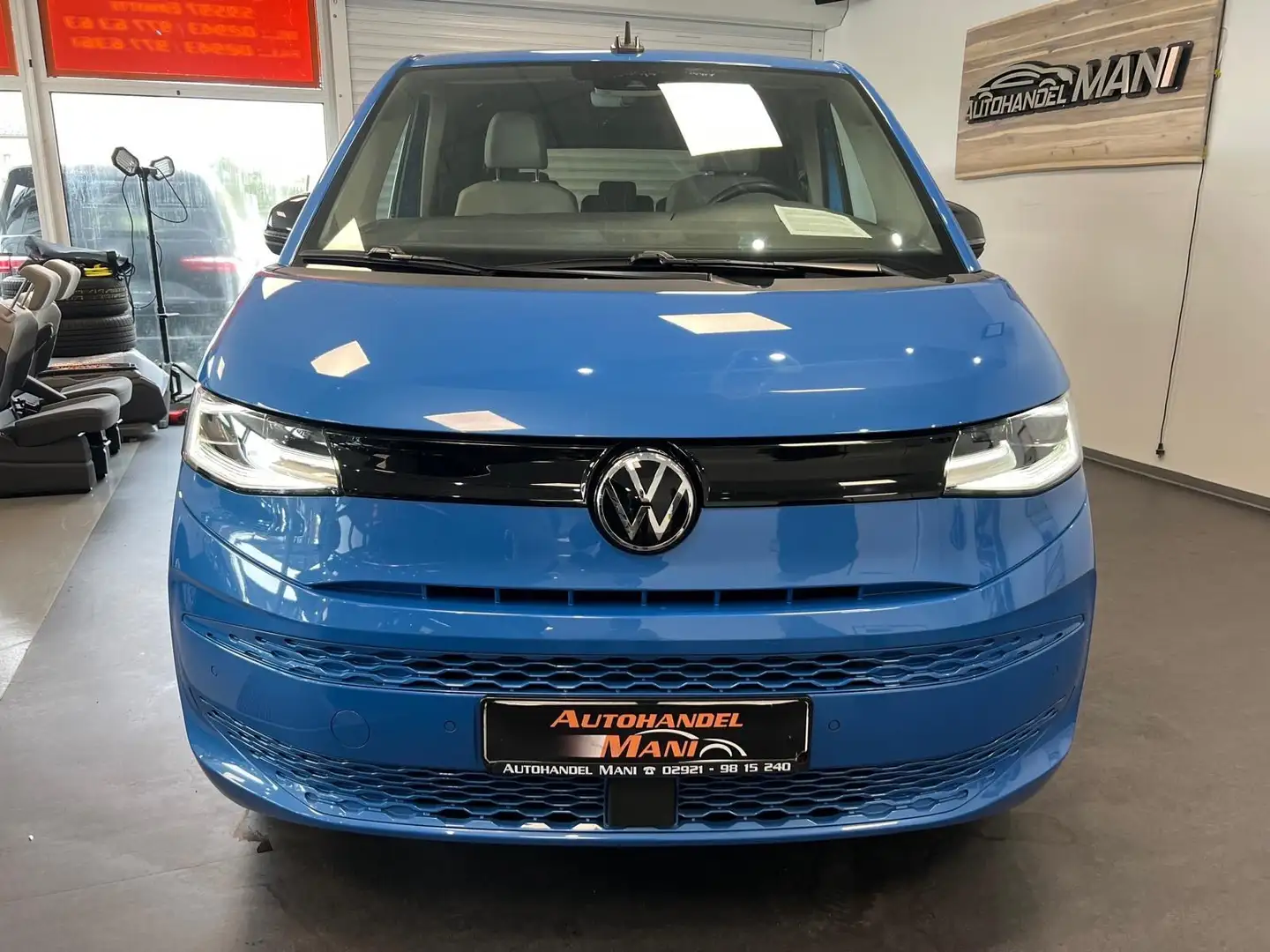Volkswagen T7 Multivan E-Hybrid / AHK / Temp/Klima Blau - 2