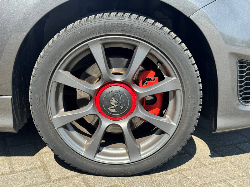 Abarth 595 595 1.4 T-Jet (EU6D) — photo 8