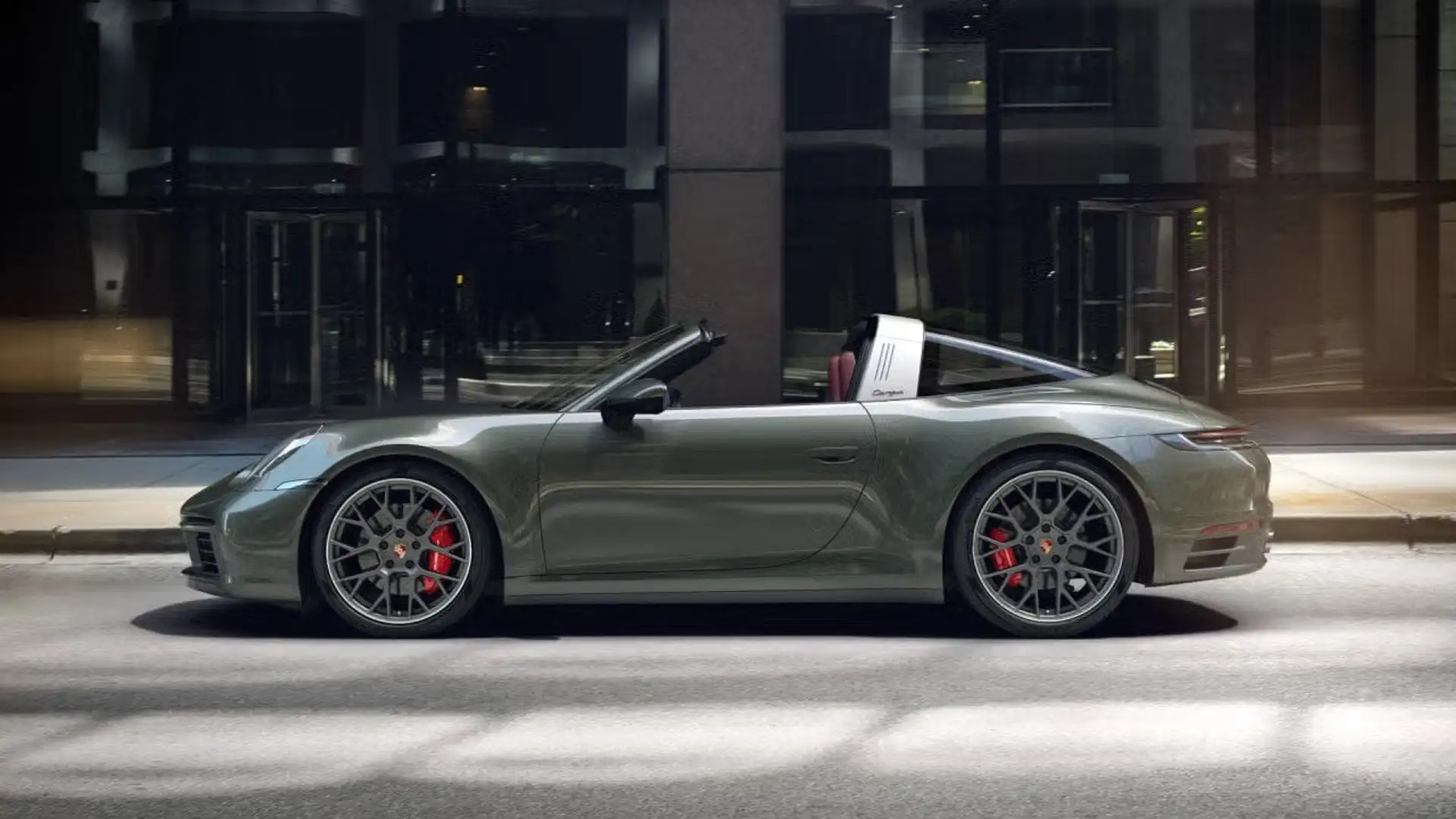 Porsche 911 Targa 4S Verde - 2