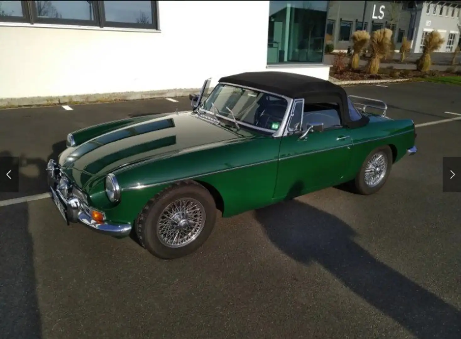 MG MGB Mark 2 Overdrive Grün - 2